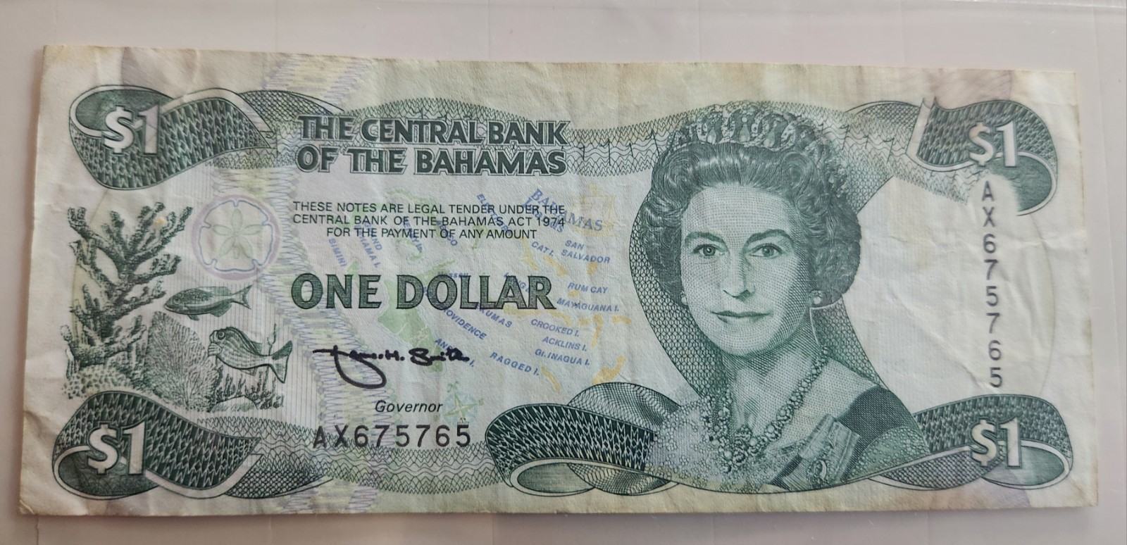 BAHAMAS 1 DOLLAR 1984  QE ll (1974) Beautiful