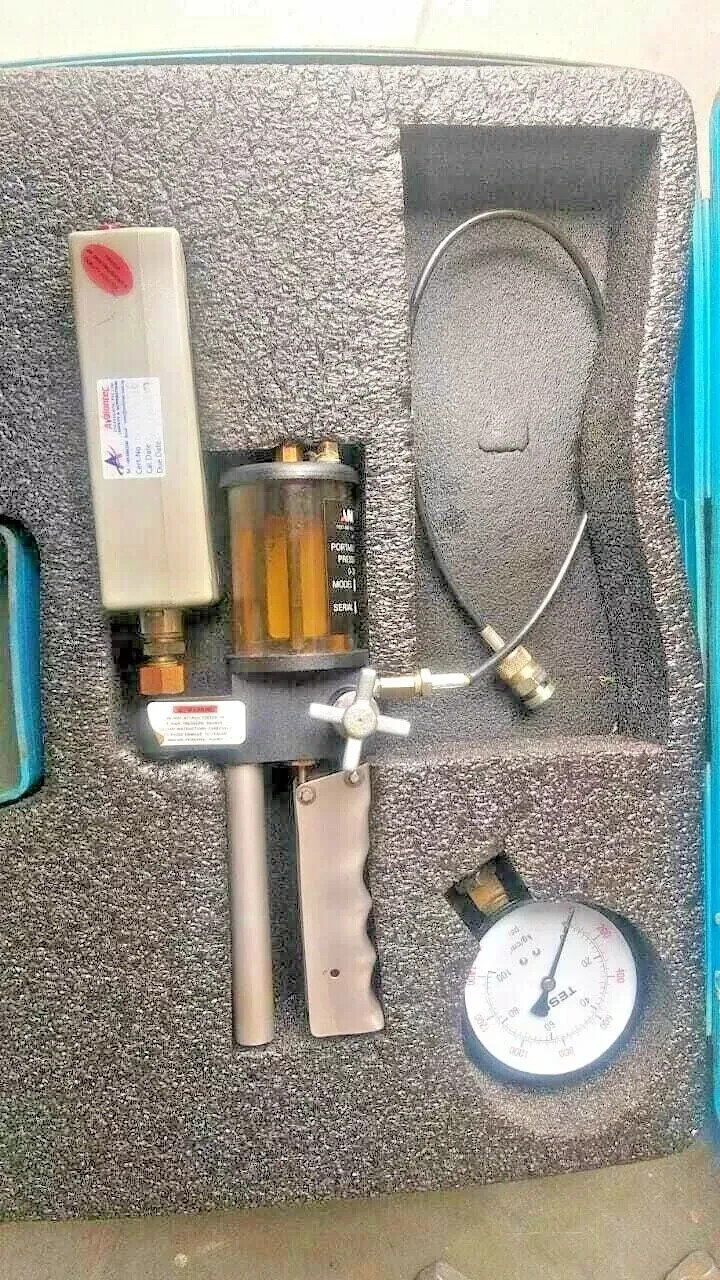 AMETEK JOFRA MPC-140 DIGITAL PRESSURE CALIBRATOR 140 BAR GAUGE 3000 PSI PUMP#DDP