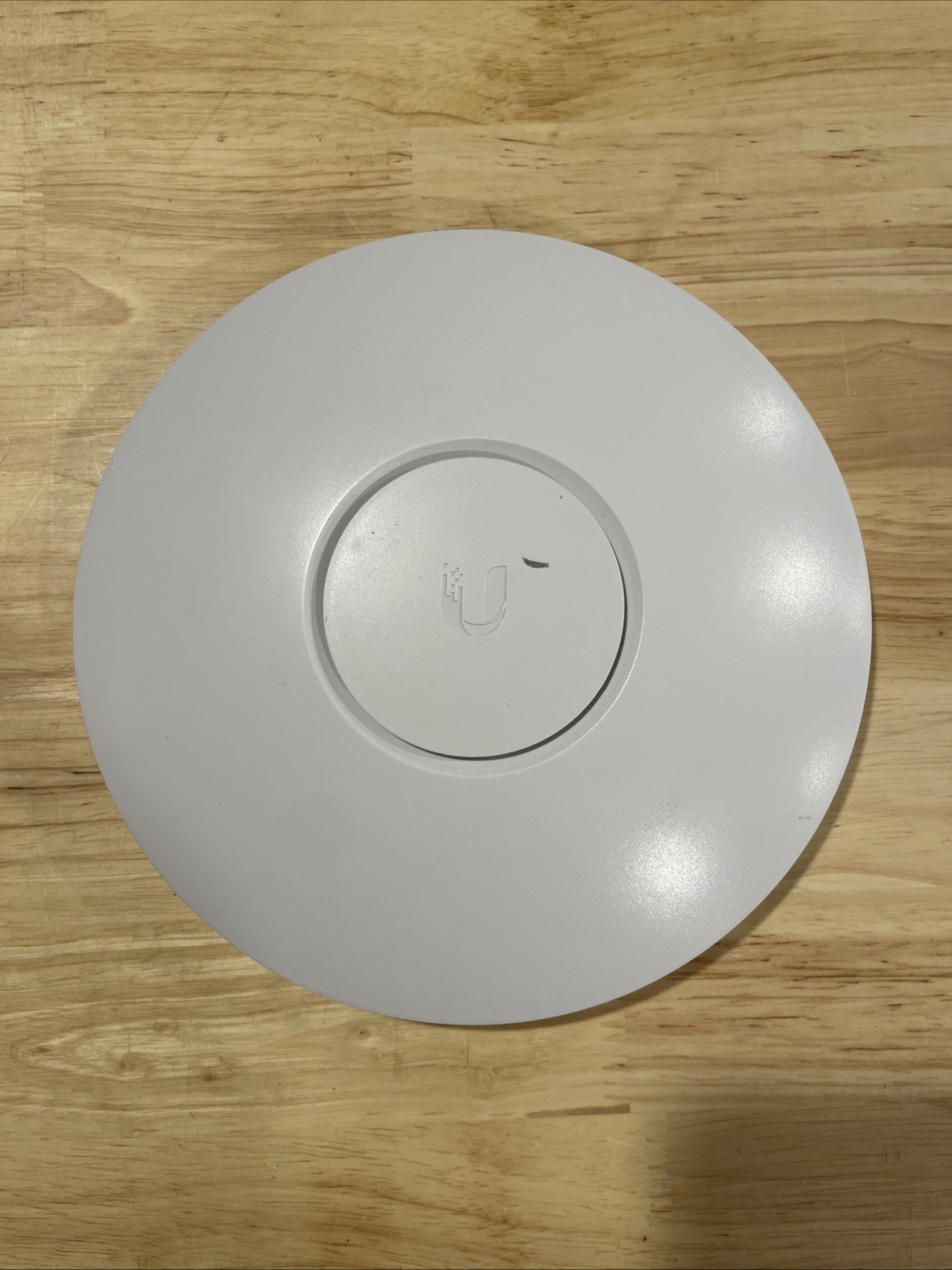 Ubiquiti UniFi AP SWX-UAP Indoor 802.11n Wireless Access Point POE W/ Backplate