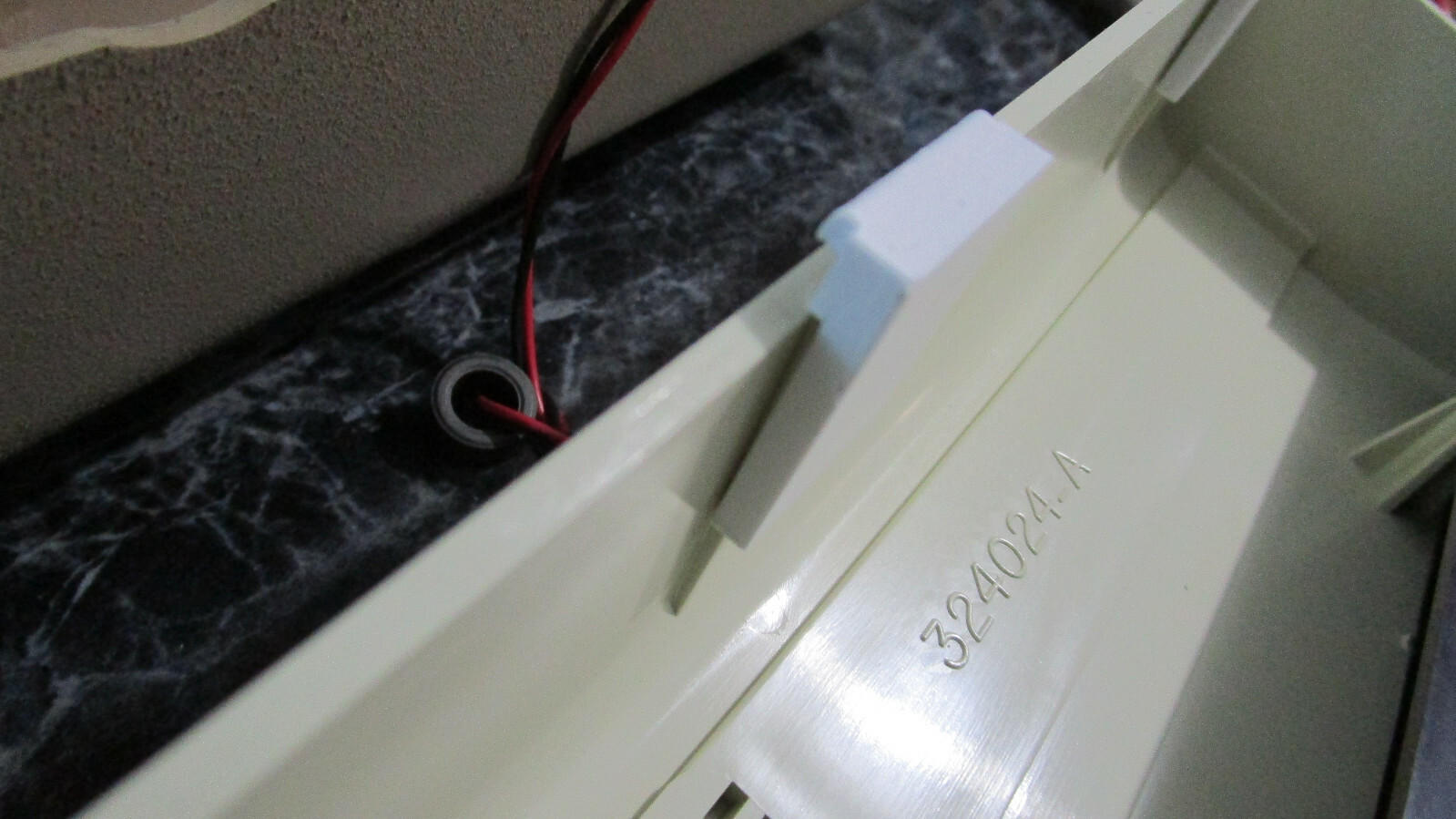 3D PRINTED INTERNAL CASE REPAIR KIT FOR COMMODORE 64 VIC-20 C16