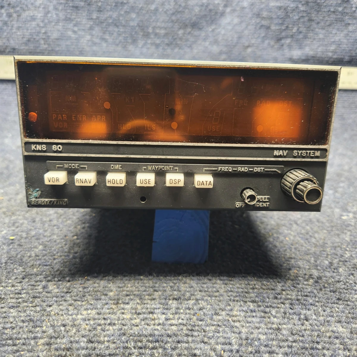 066-4008-00 | Bendix | Mooney M20K | Kns 80 VOR/LOC/DME/RNAV/GS Mount Rack Tray