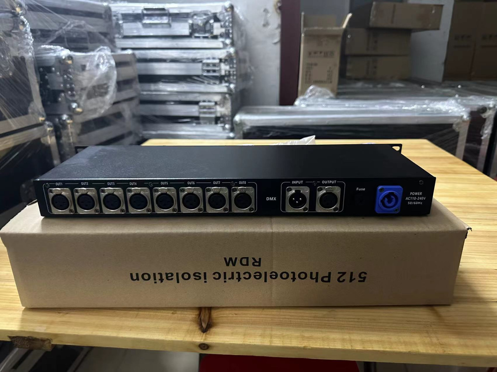 8CH DMX Splitter Stage Light Controller Signal Amplifier DMX Distributor