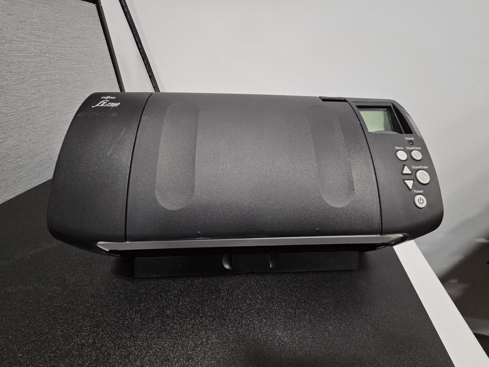 Fujitsu fi-7160 Document Scanner / Scan Count 2127 nt