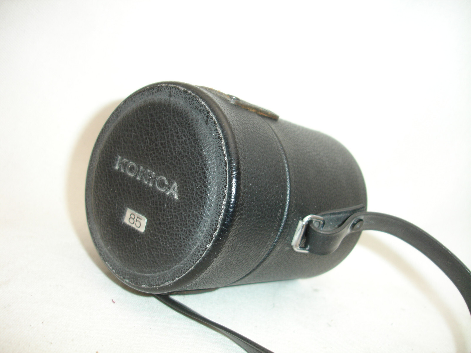 KONICA 85 AR LENS CASE FOR 85MM  lens (with strap) #5210