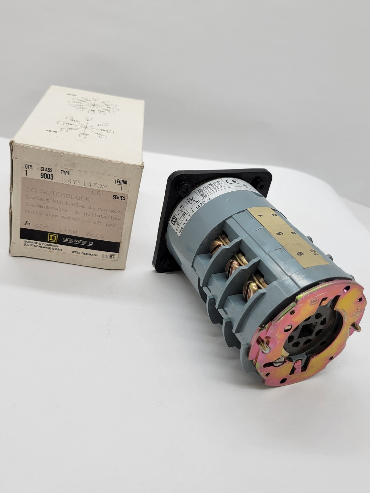 Square D 9003 K4YF1470N Contact Block 63A 660V 11KW Rotary Switch Blue