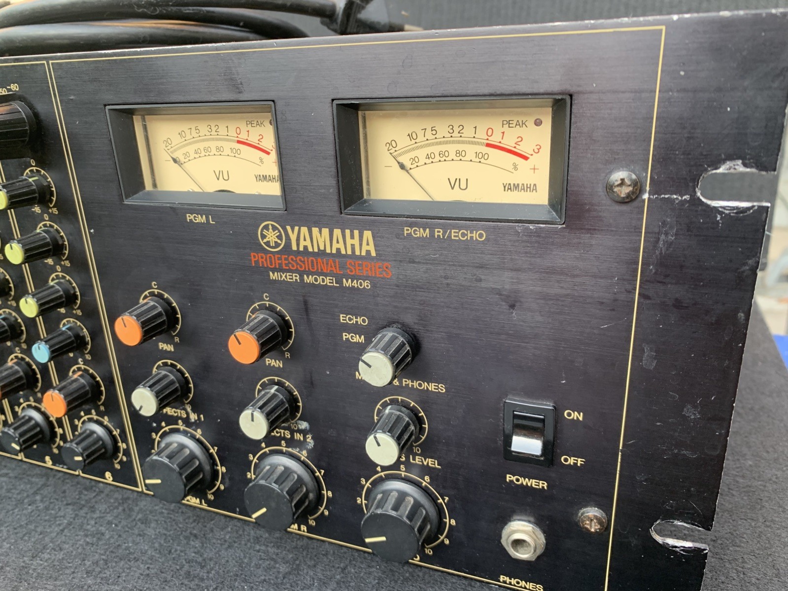 Yamaha M406 6-Channel Rackmount Audio Mixer Japan.  MIJ. TESTED!