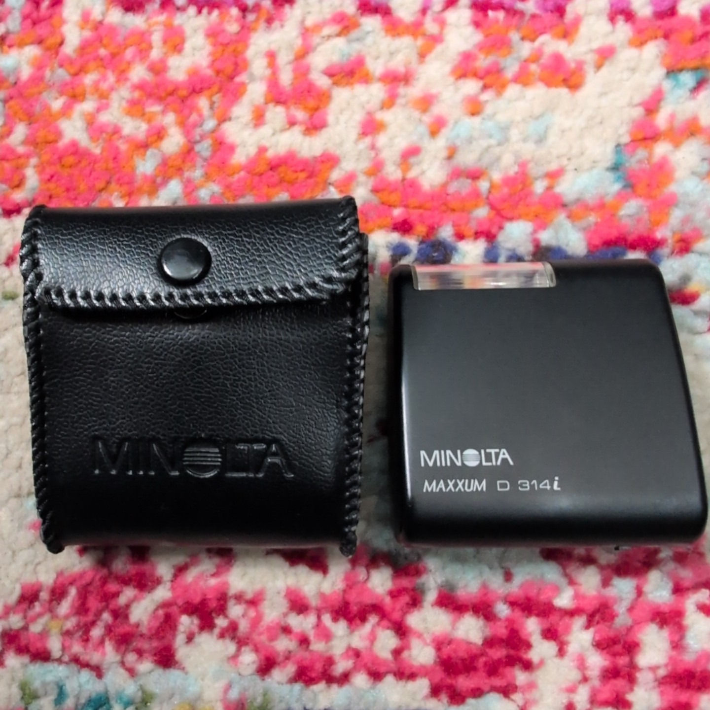 Minolta Maxxum D314i compact flash, very clean, tested, w/Pouch