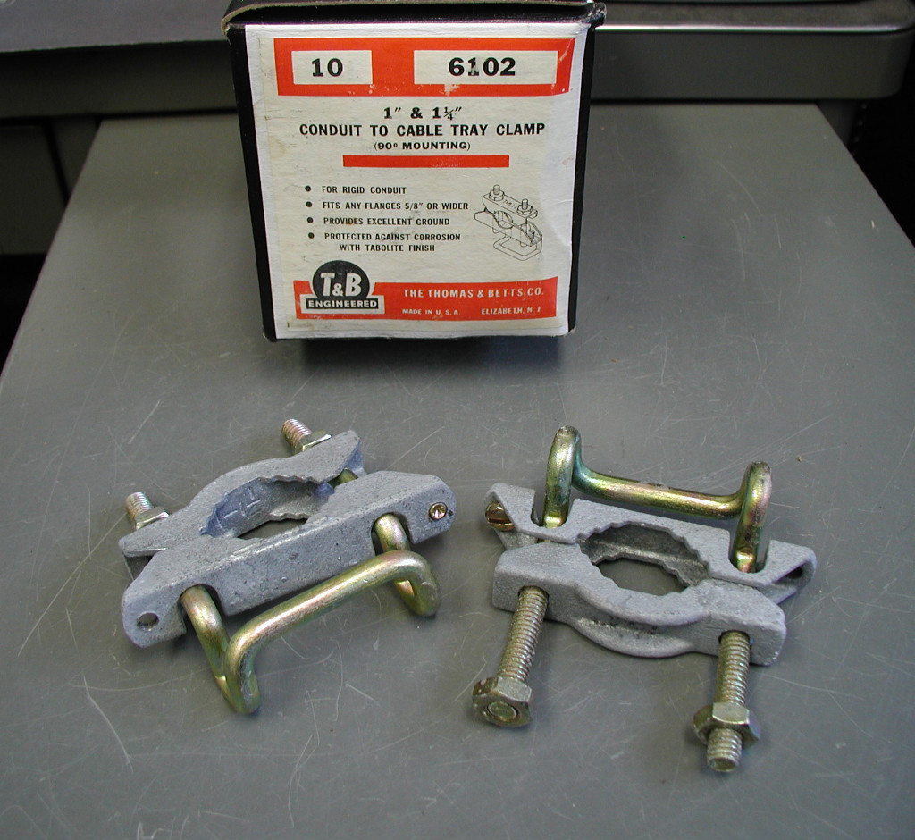 Thomas & Betts 6102   1"-1.25" conduit to Cable Tray Clamp (Box of 10)