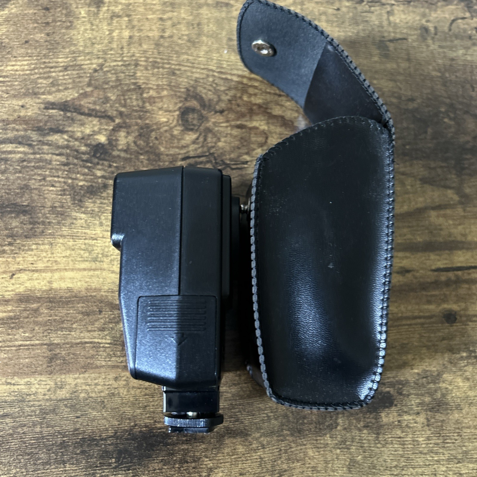 Canon Speedlite 155A Flash With Case Clean Battery Compartment - Tested Works