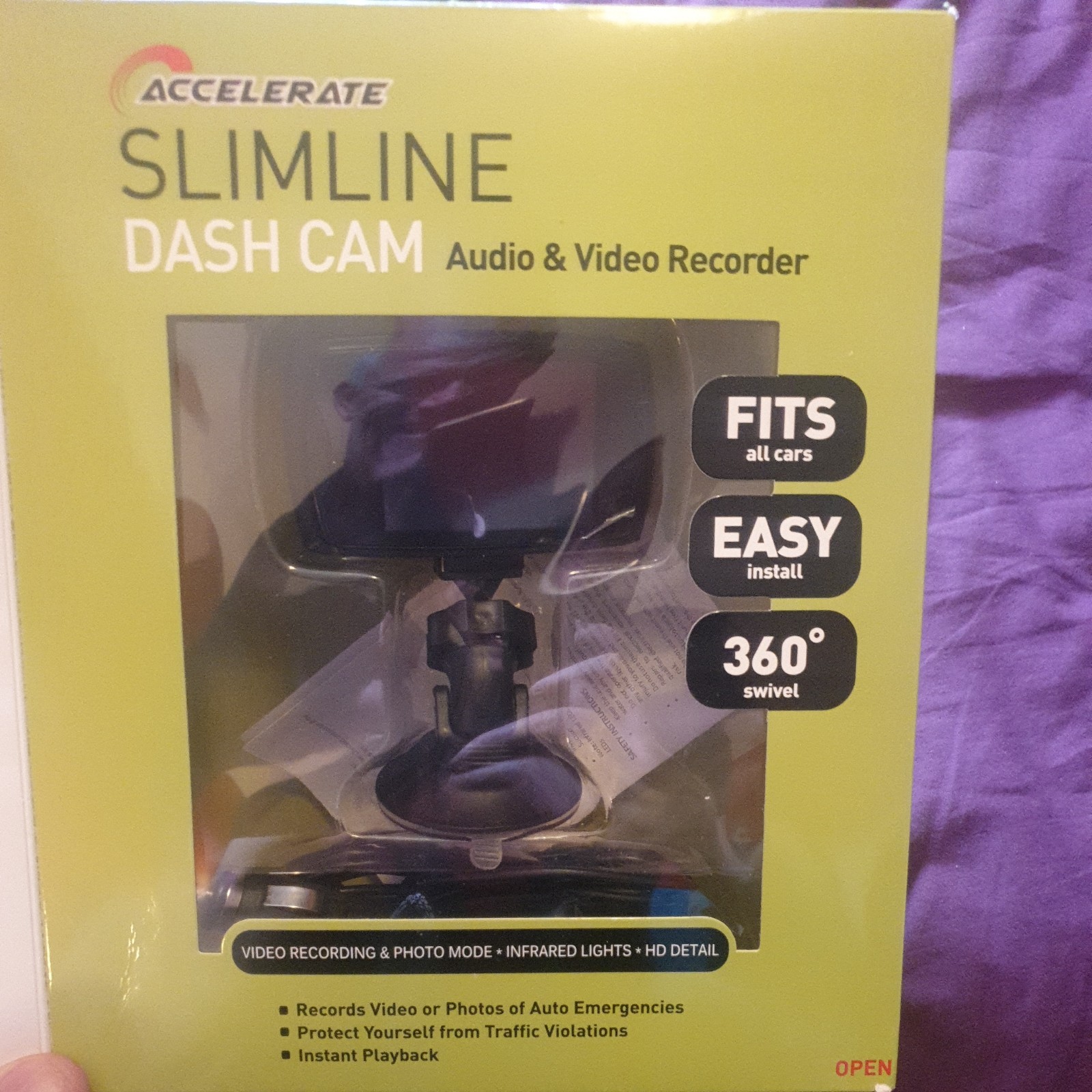 Accelerate Slimline Dash Camera Audio & Video Recorder with 32GB memory card
