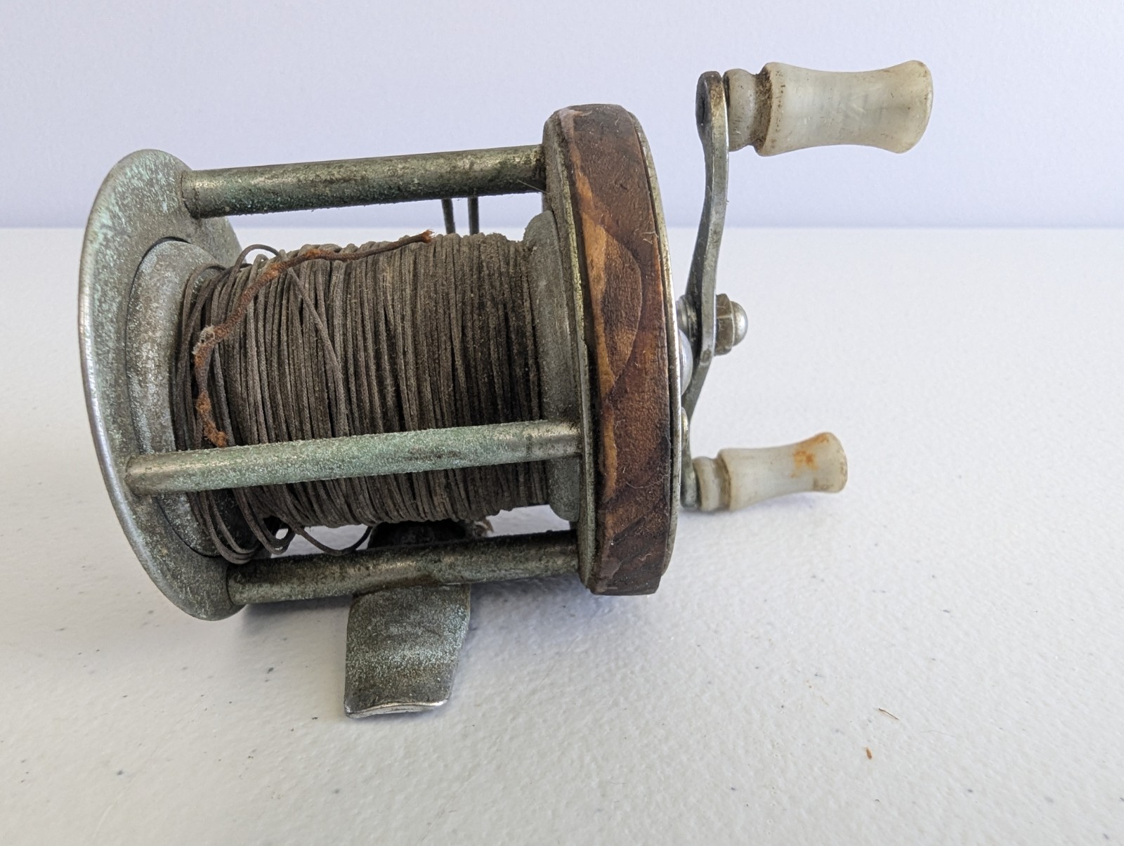 Davey Jones Jolly Rodgers B-10 Lake City Tackle Co Cleveland OH Fishing Reel Rod