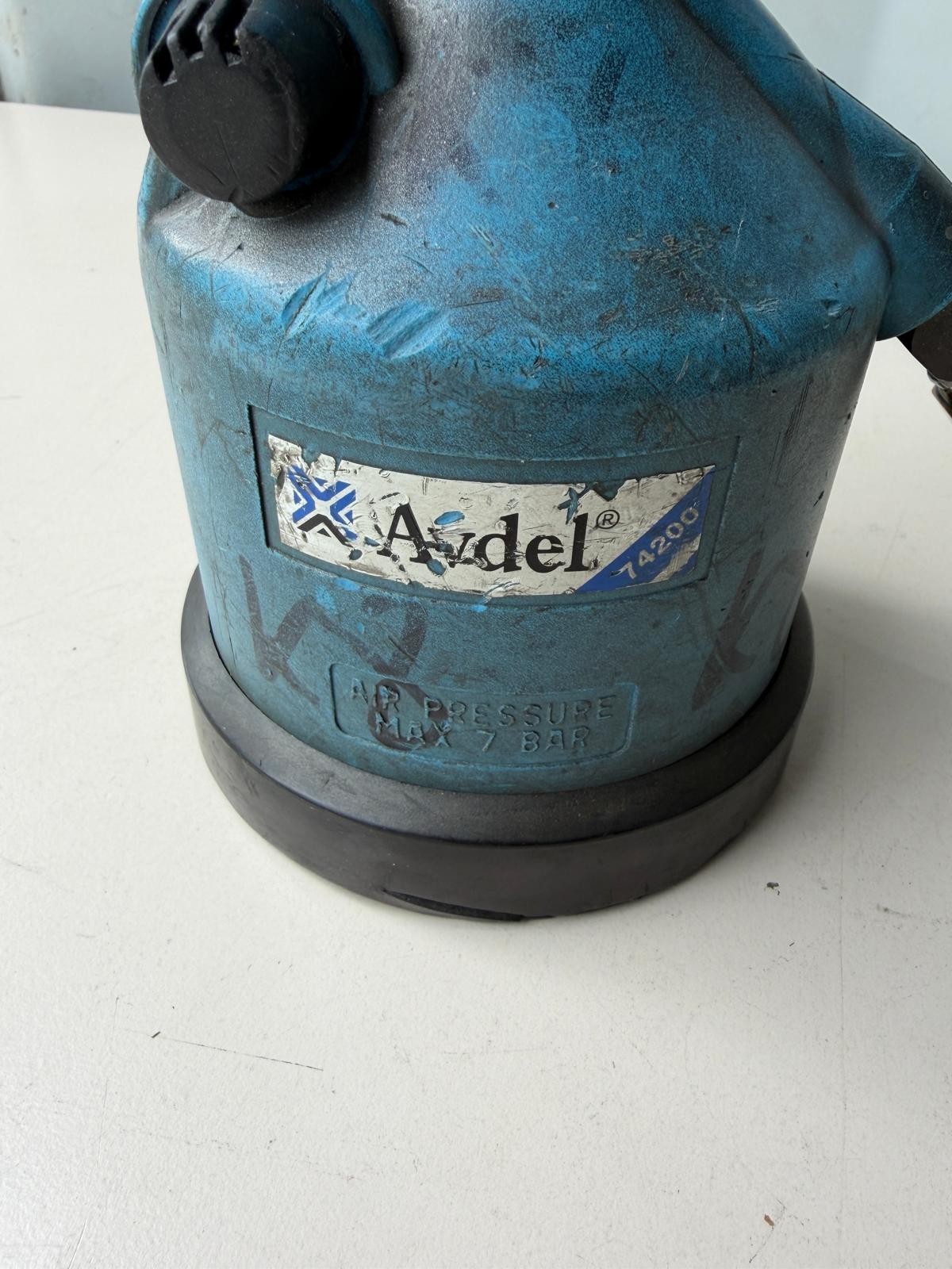 Avdel 74200 Pneumatic Hydraulic Rivnut Setting Tool Rivnut Nutsert 7 Bar