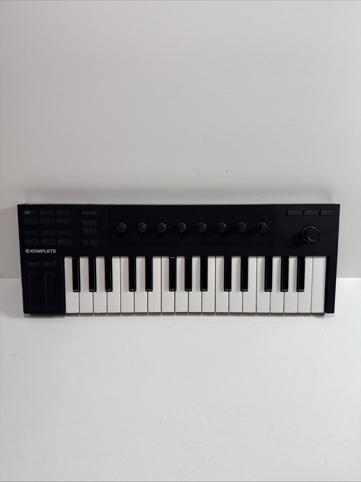 Native Instruments M32 Komplete Kontrol Keyboard Controller