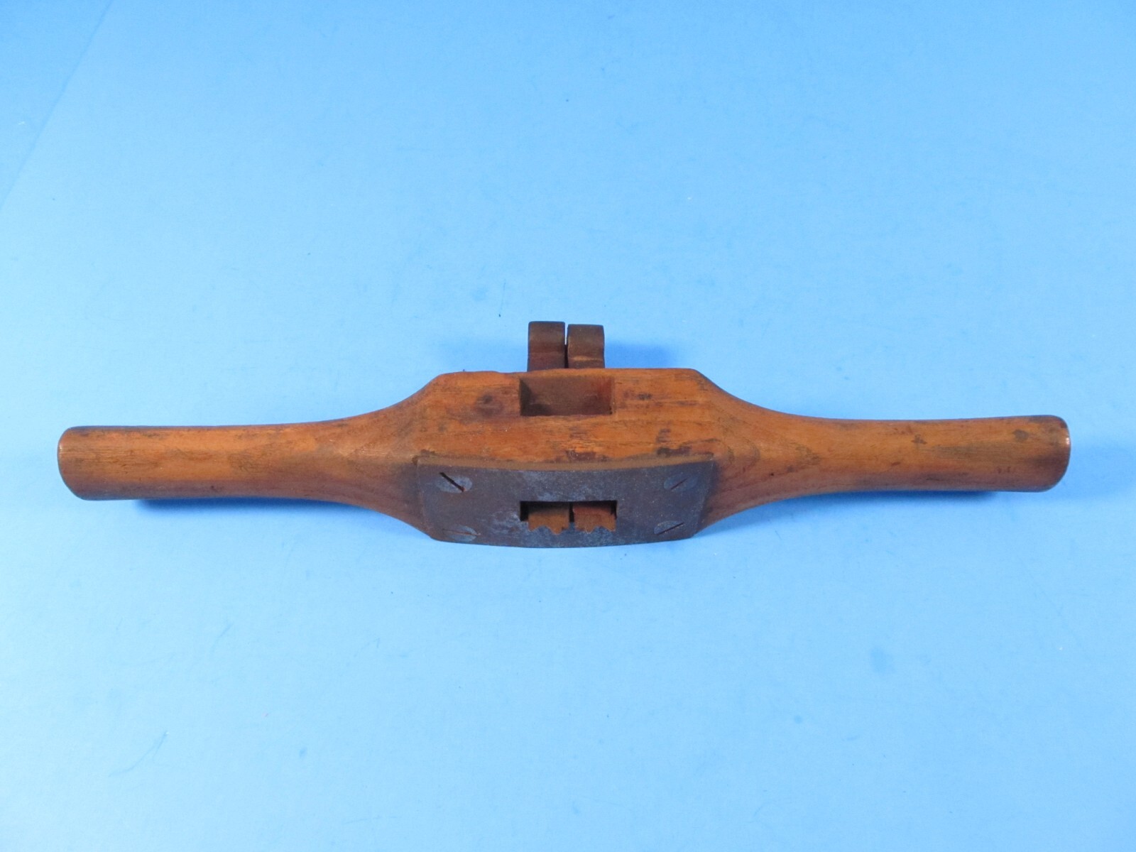 wood shave or spokeshave w/ double irons & double wedges cuts 1/4" beads