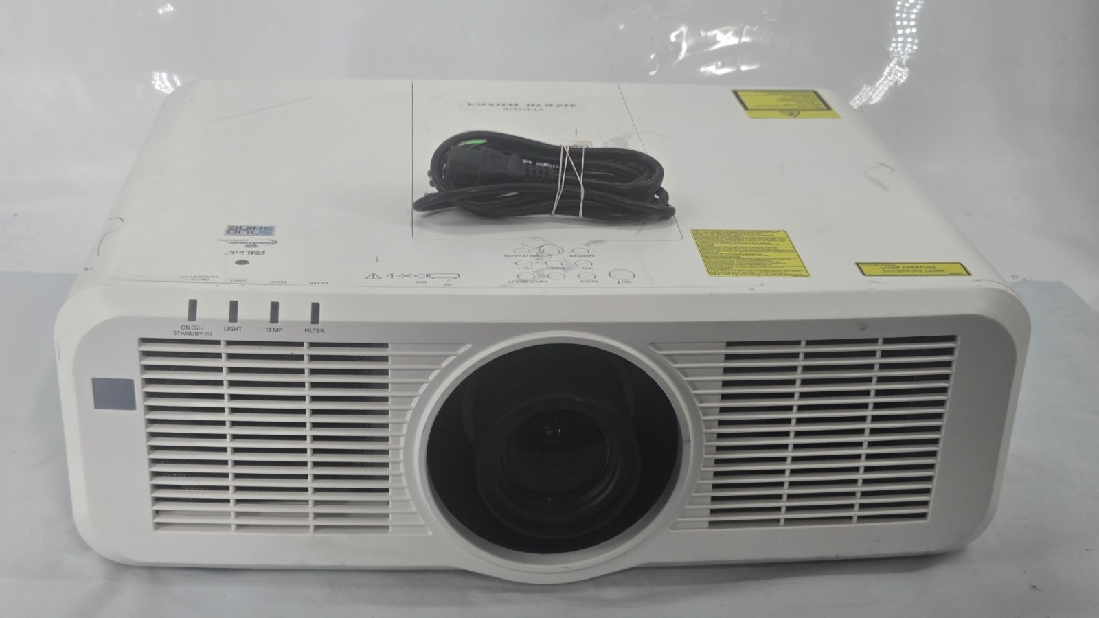 Panasonic PTMZ670 LCD Projector 8471HR G2U