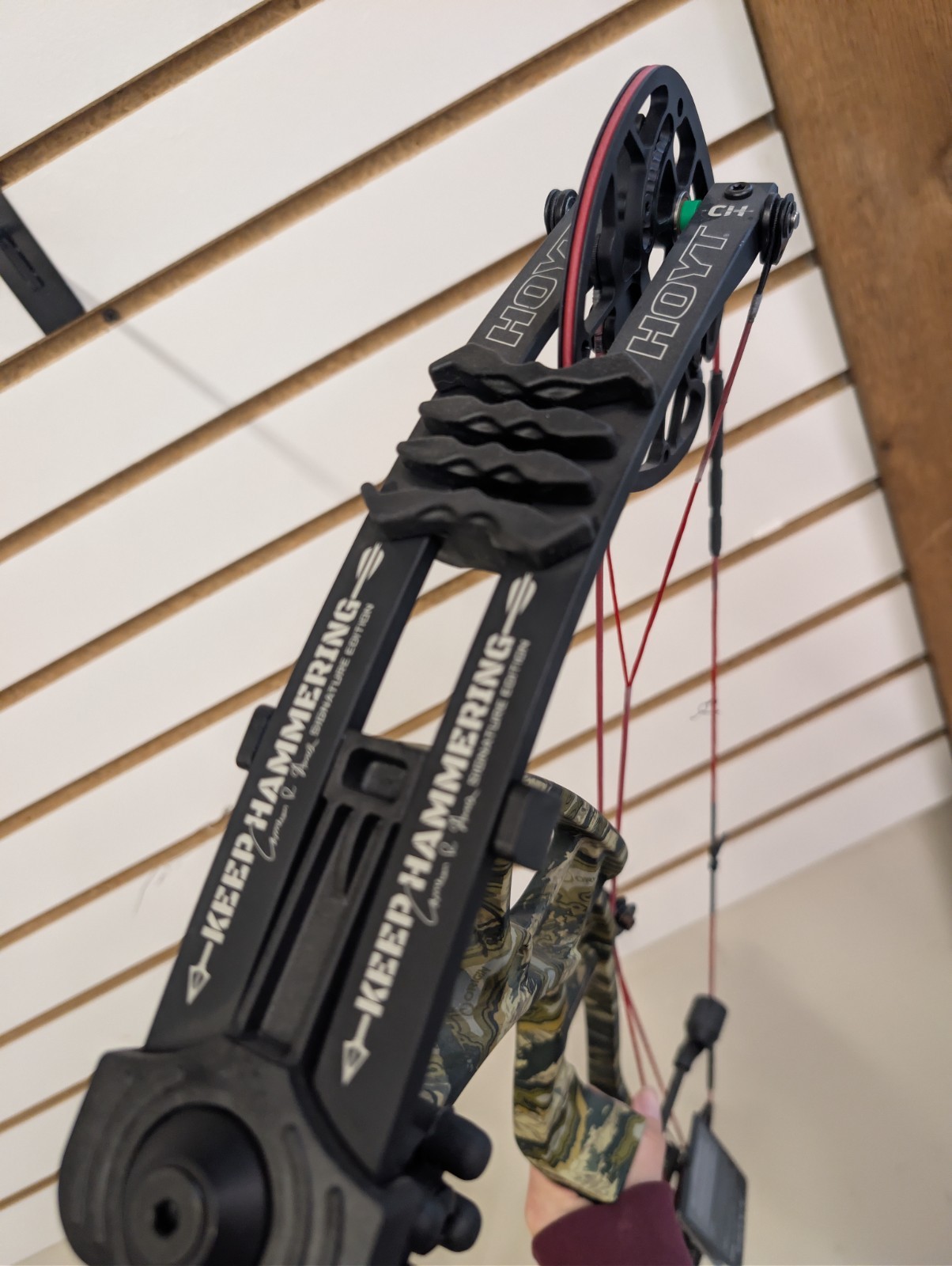Hoyt Torrex XT Cameron Hanes RH