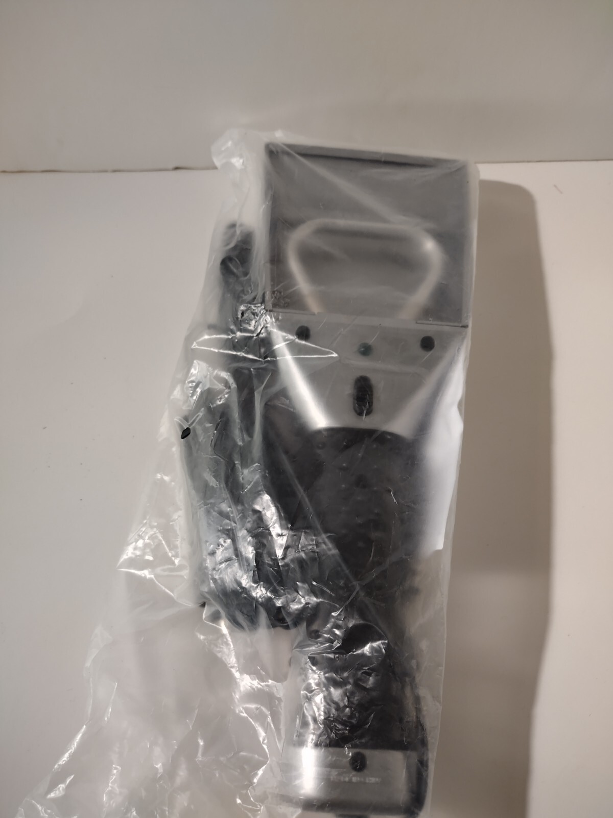 Totes Electric Ice Scraper new box Quick Easy Ice Removal from Auto Windshield