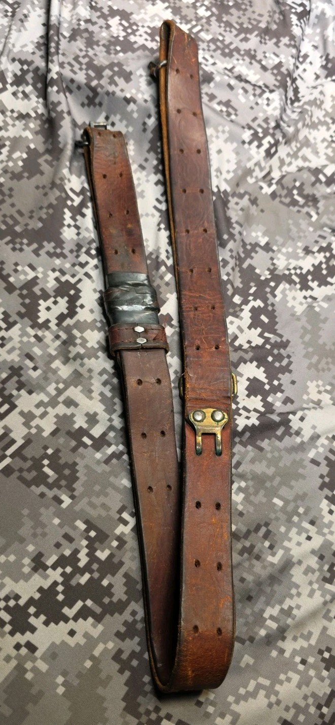 VINTAGE TOOLED LEATHER WIDE RIFLE SLING PERIOD SLING WITH SWIVELS