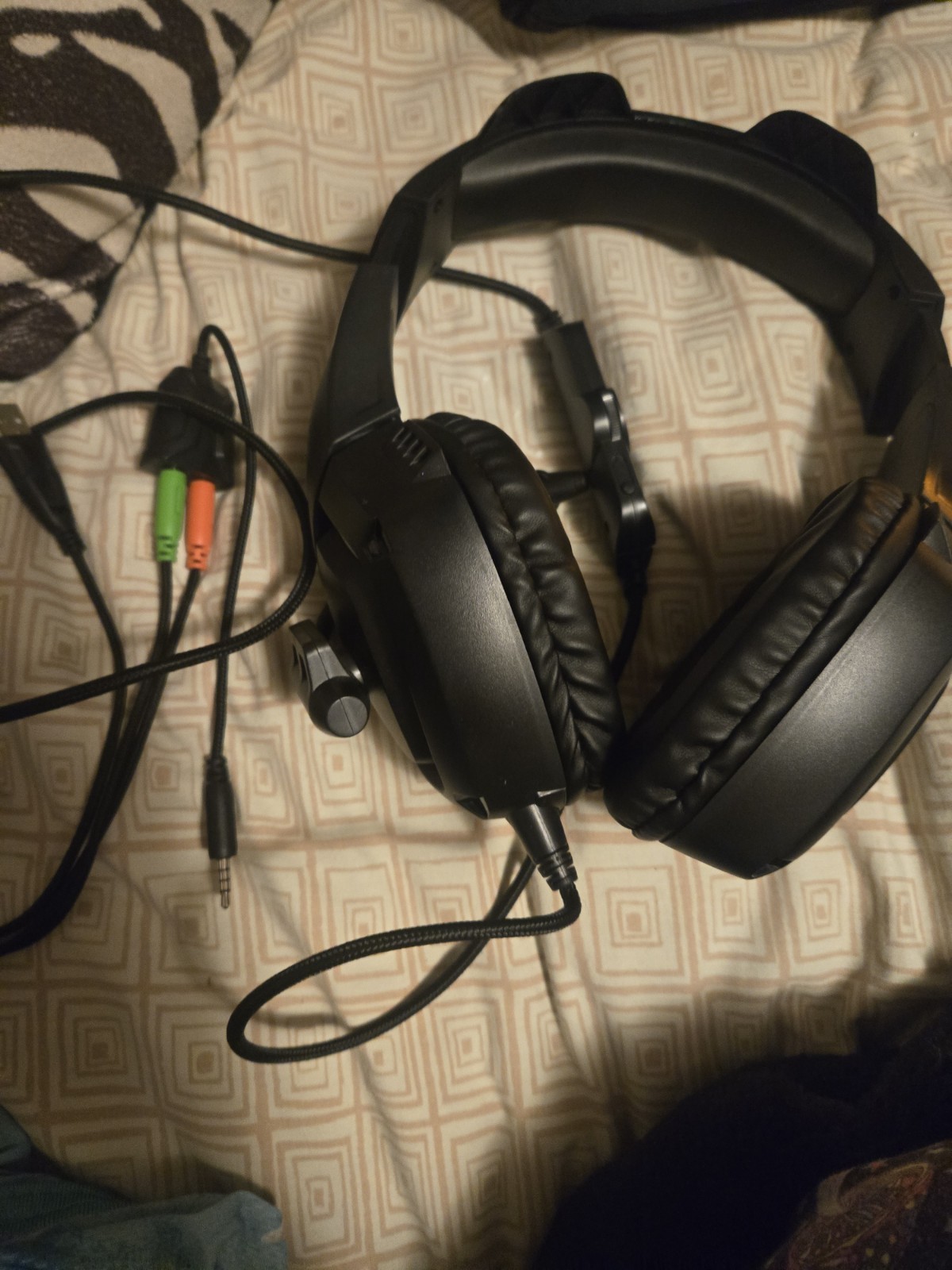 Bugha Exclusive LED Gaming Headset w/ Durable Braided Aux-In & Dual Audio Mic