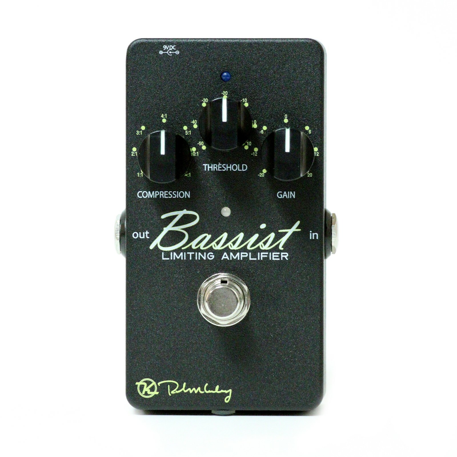Keeley Bassist Limiting Amplifier Bass Compressor Pedal, 3 Patch Cable - Bundle