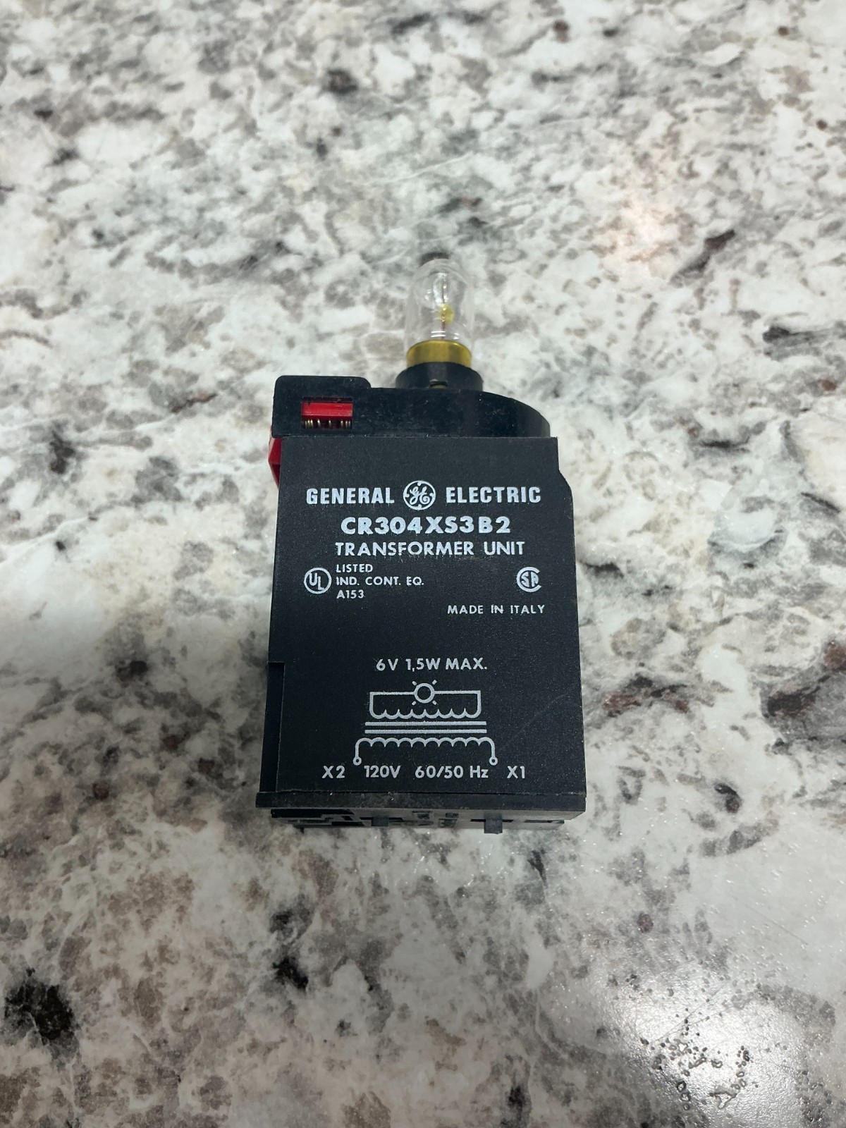 *FREE SHIPPING* GE CR304XS3B2 TRANSFORMER UNIT WITH LIGHT