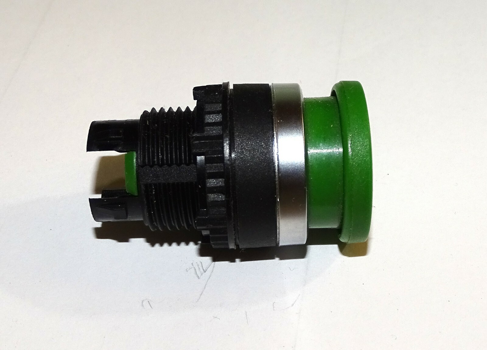 NEW BACO Controls green start push button operator - momentary