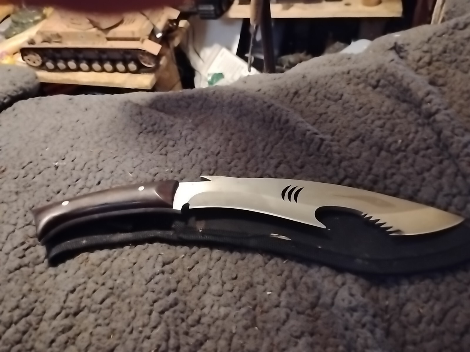 Shark Shape Knife