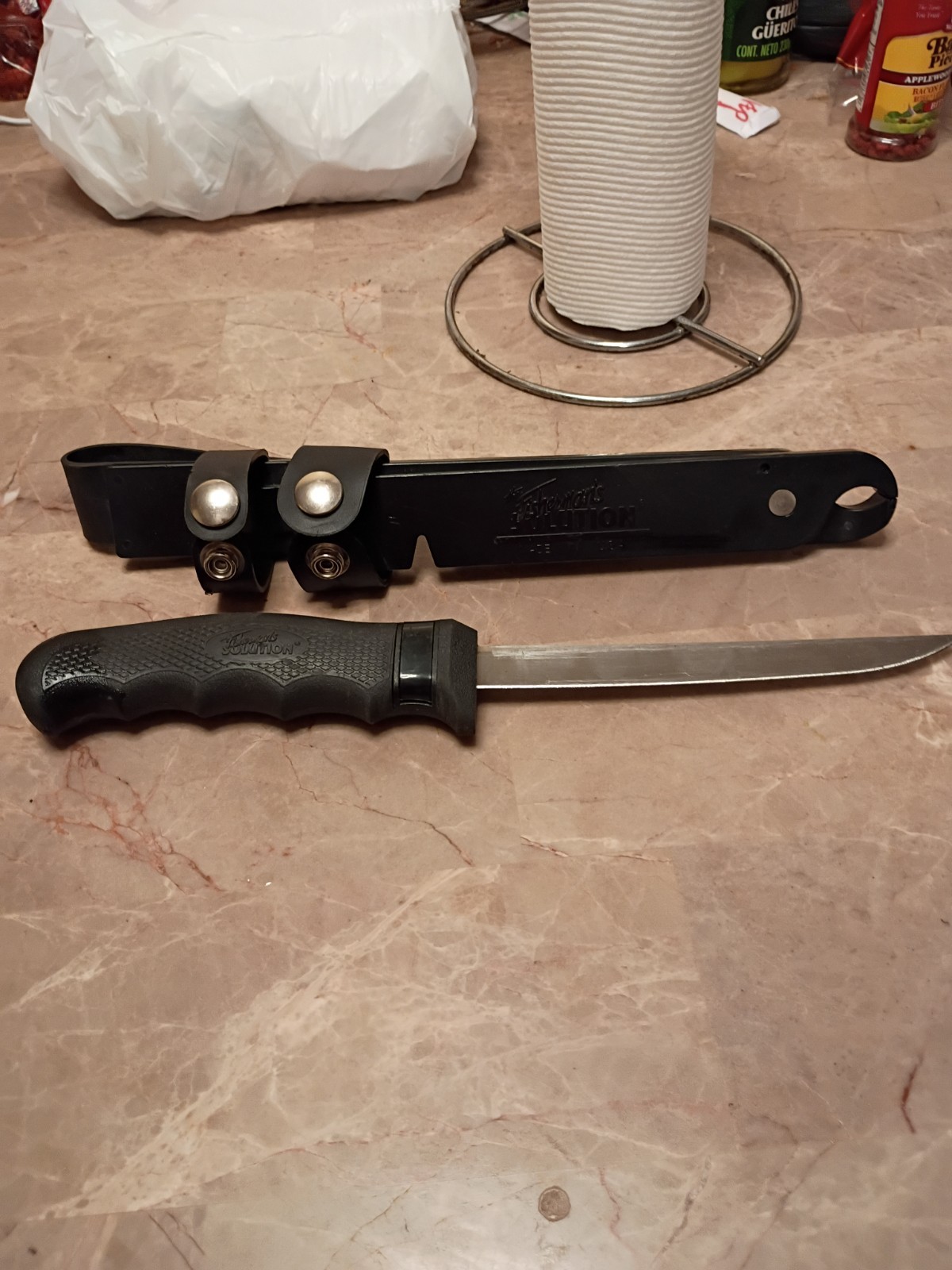 Cutco Fisherman’s Solution No.5720 - Black Handle And Sheath