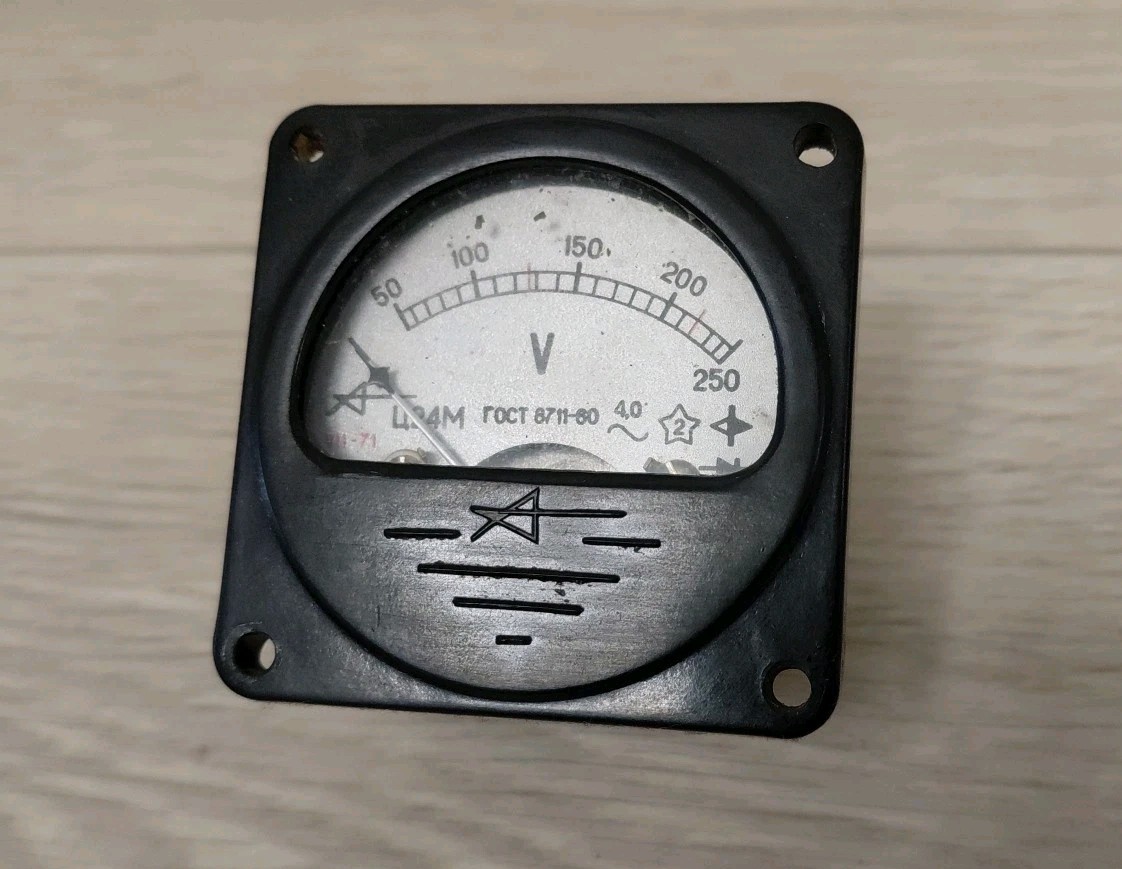 Panel Voltmeter Vintage Soviet Voltage indicator USSR, 0-250V, 1971