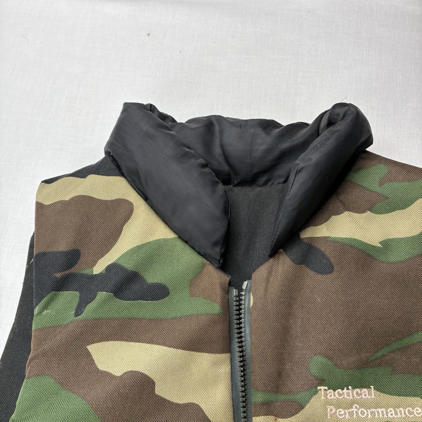 Tactical Perf Padded Reversible Camo/Black Vest Multi-Pockets Size Adjustable