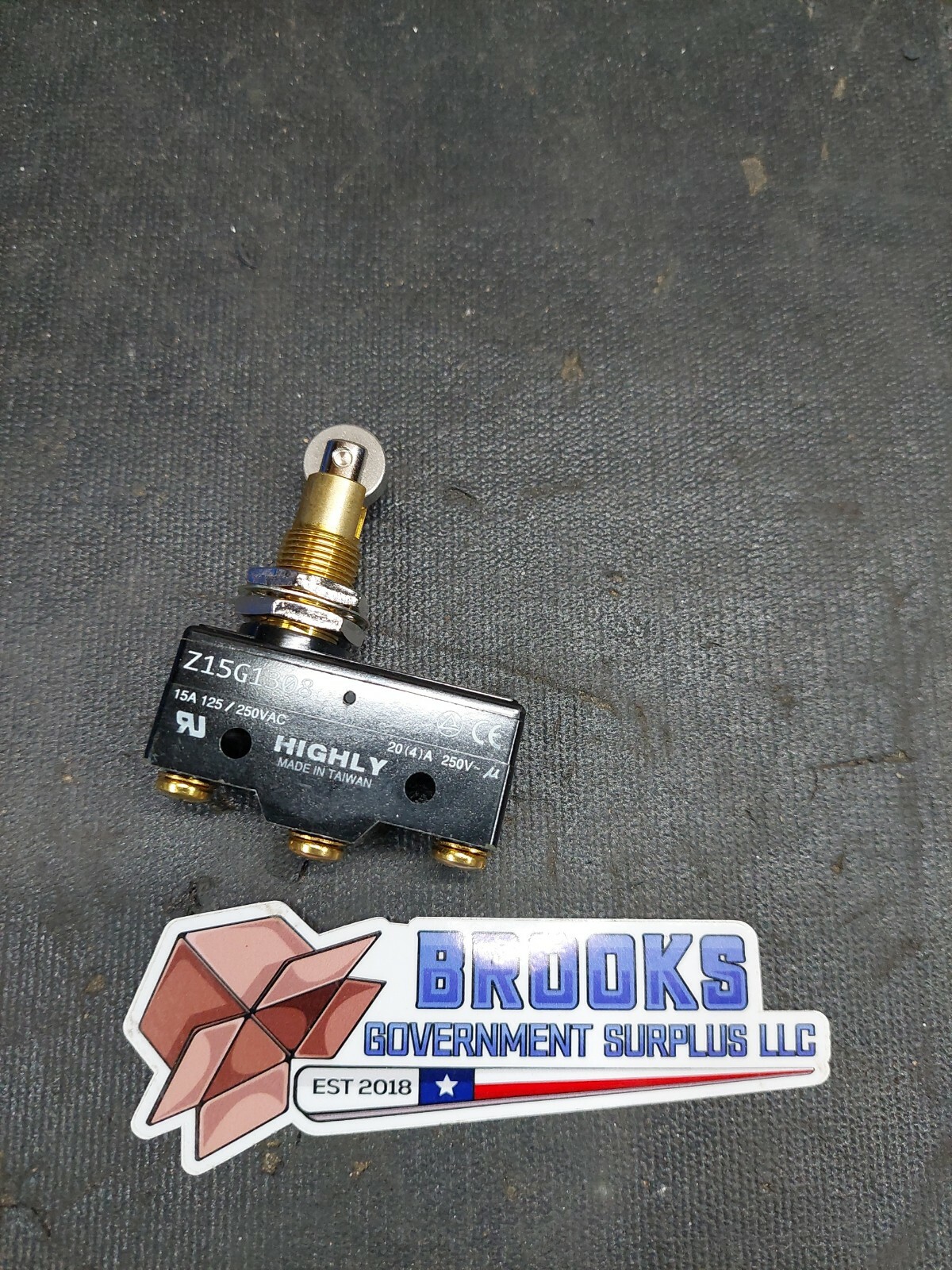 Philmore Heavy Duty Snap Action Switch With Roller Plunger 30-1308