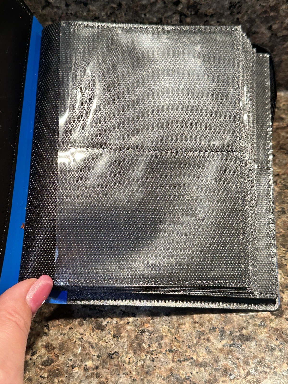 Ultra Pro Eclipse 2 Pocket PRO BINDER PACIFIC BLUE 80 Gaming/Trading Cards