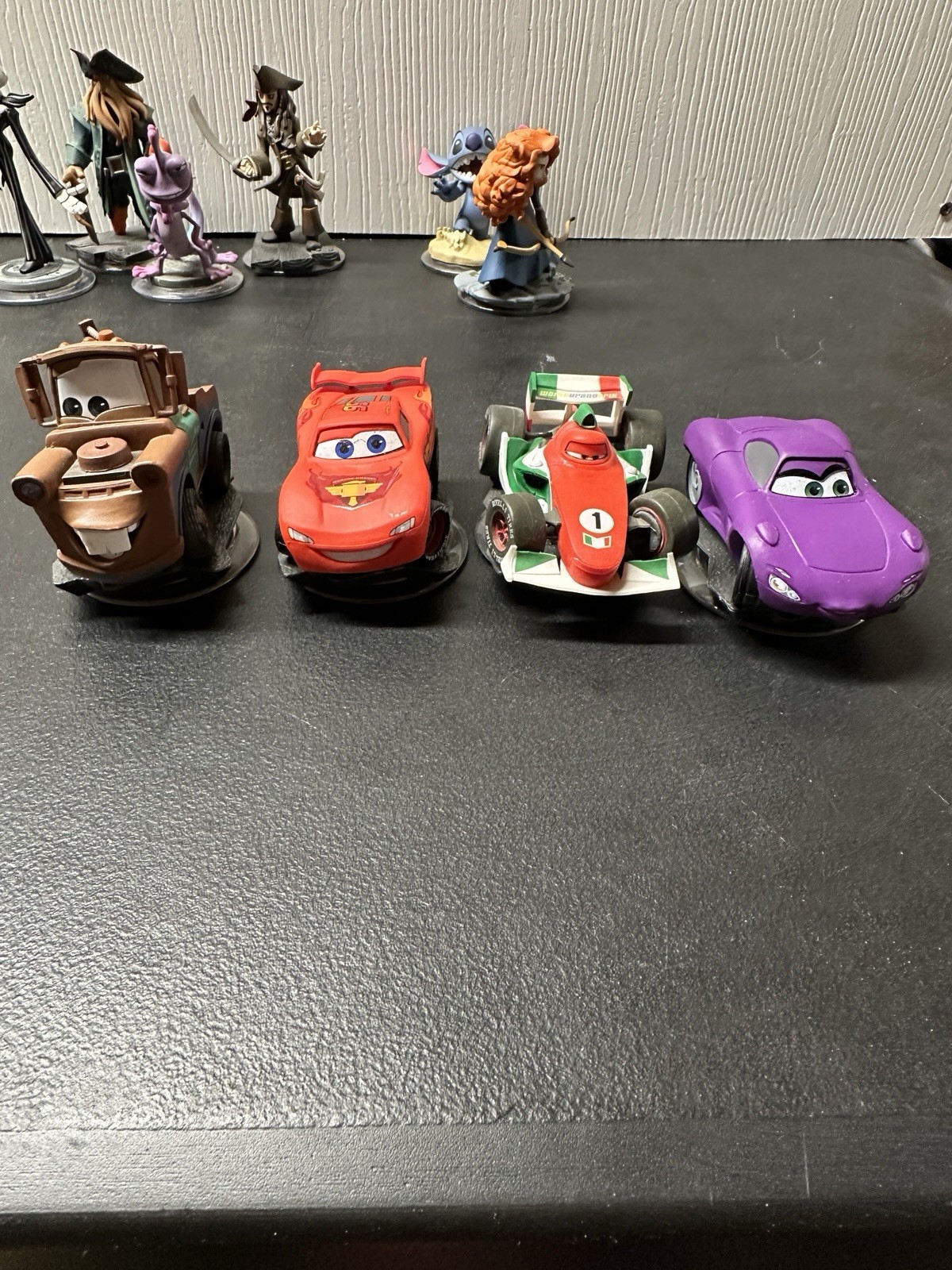 Disney Infinity Large Lot 19 Characters Plus Extras