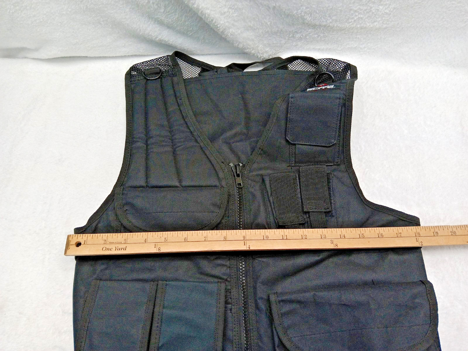 Crosman Elite Black Tactical Vest multiple pockets adjustable Small