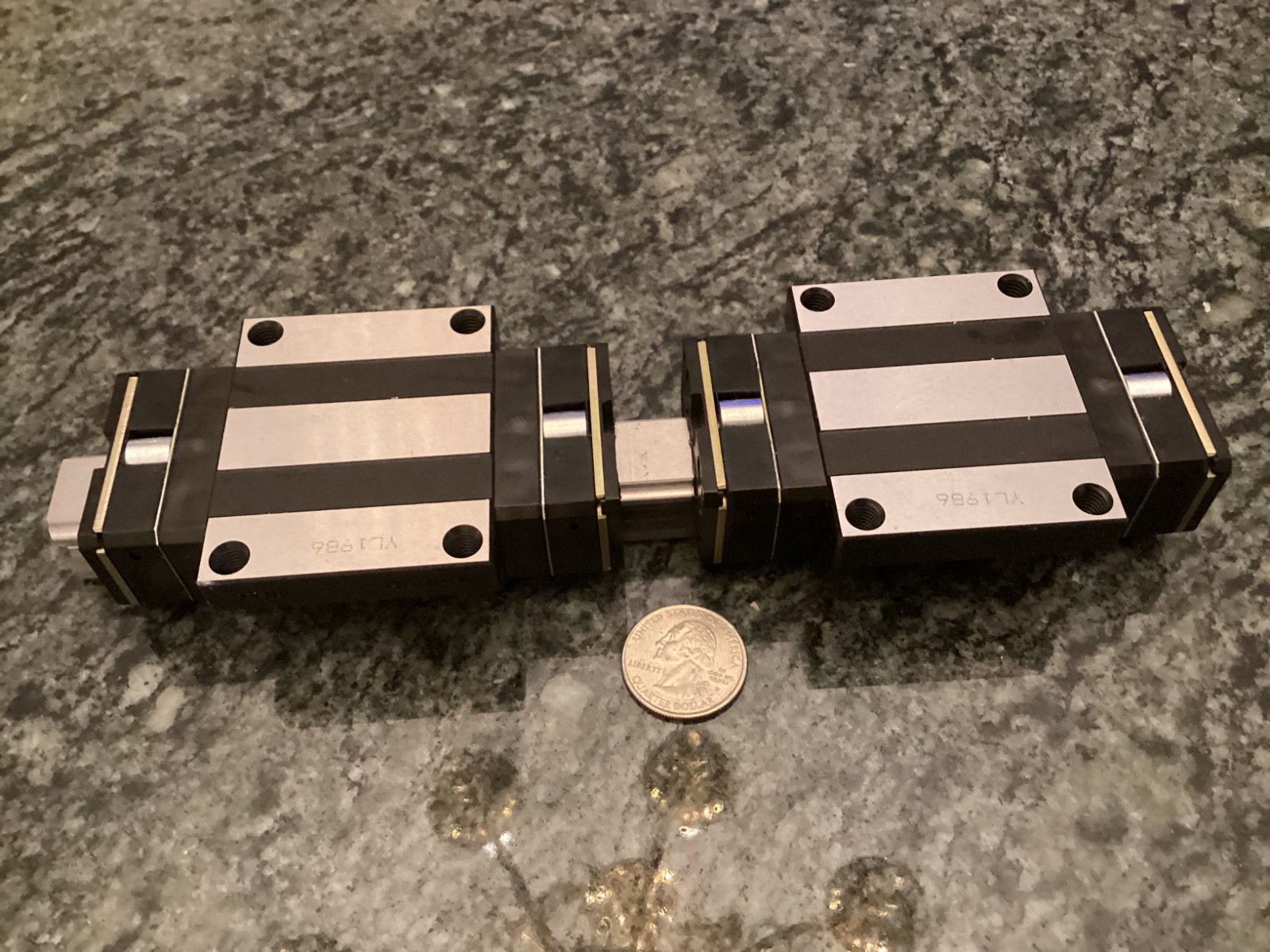 THK L1986 HSR20A2QZUU+220LP-11 linear slide assembly precision unit