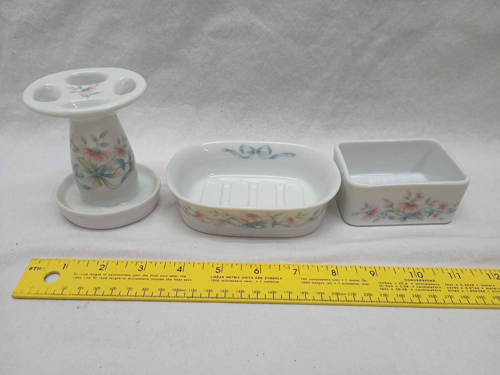 3-pc. Princess House Heritage Floral Ribbon Exclusive Porcelain Bathroom Set