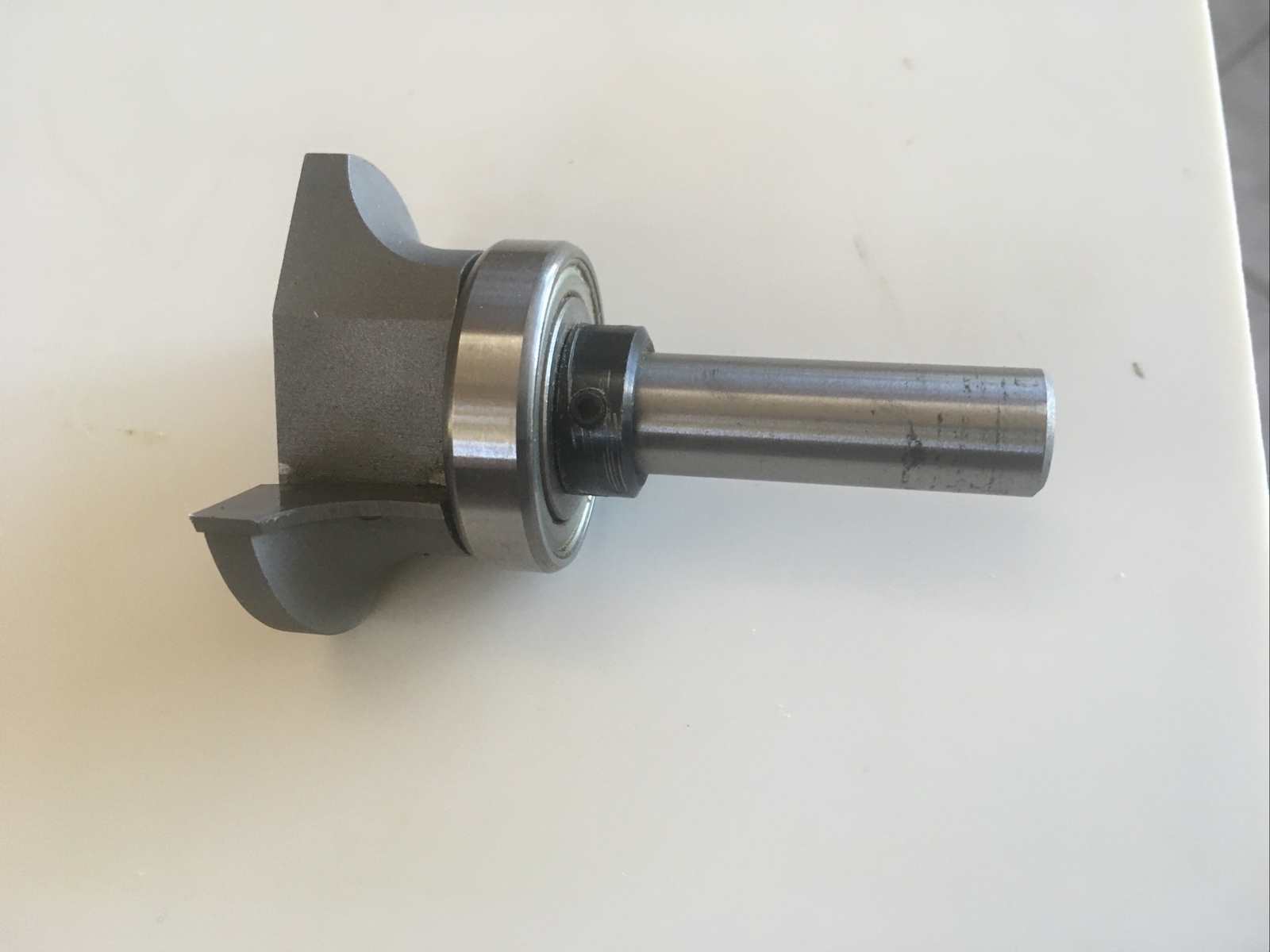 Woodtek Carbide Tipped Round Under Solid Surface 2” D x 1/2 Shank x 1/2 R