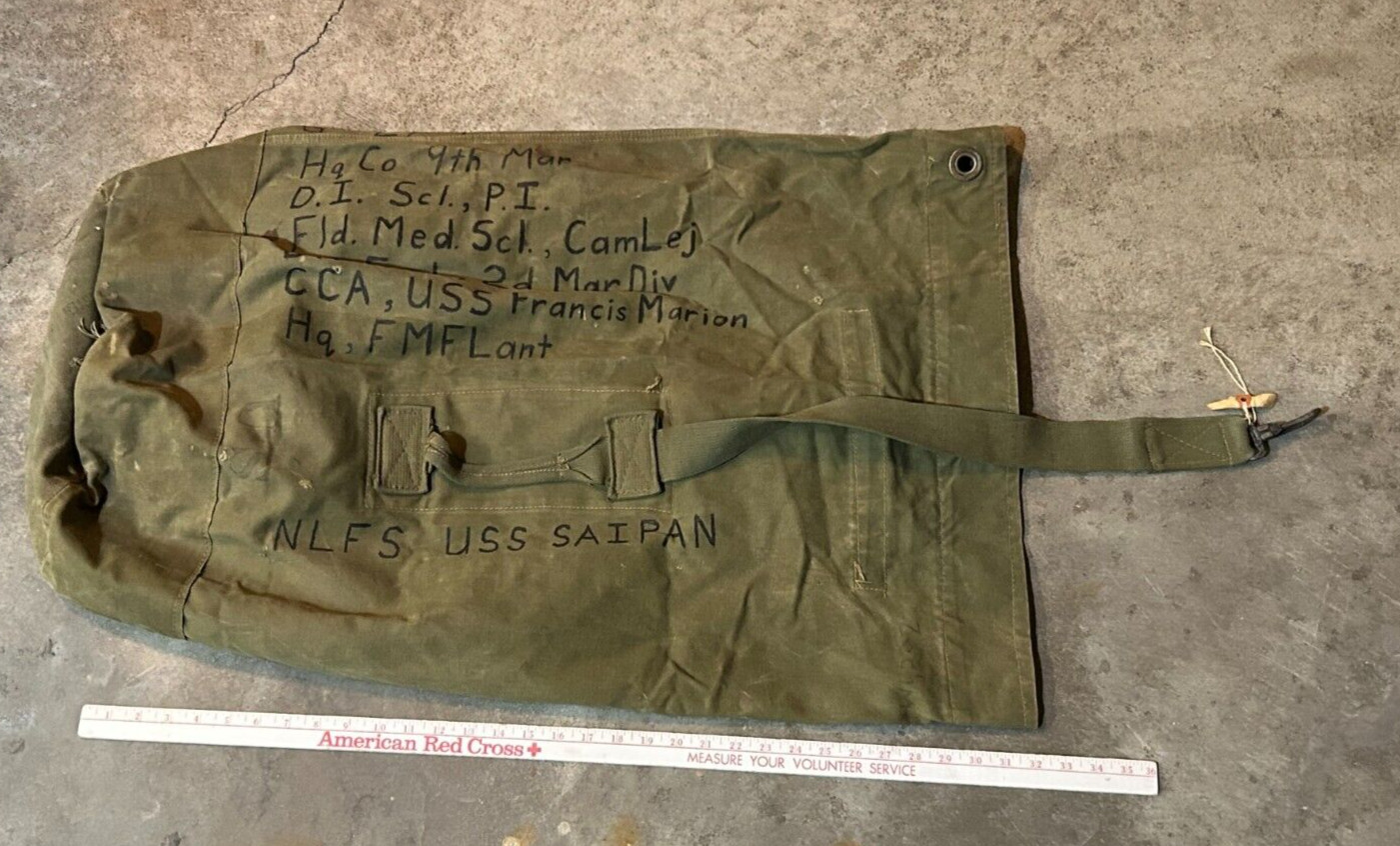 Vtg 1960s 70s USMC US Army DUFFEL BAG 9th 2nd HQ Marine Division USS SAIPAN RVN