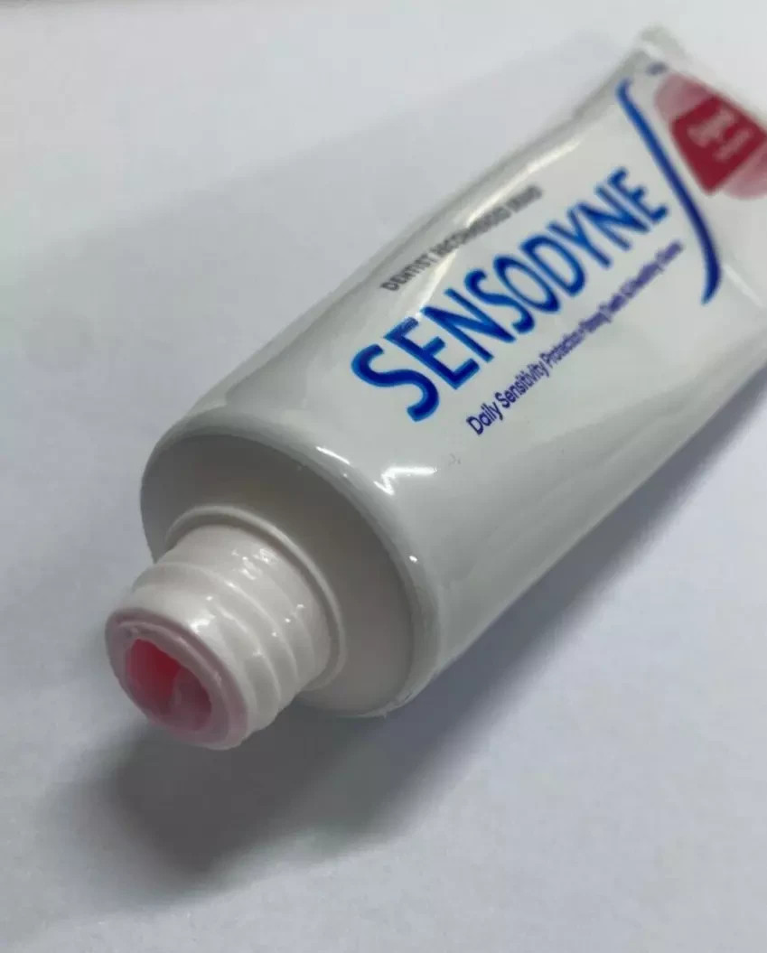 Sensodyne Original Toothpaste Sensitivity relief deep cleansing(5 Packs X 100ml)