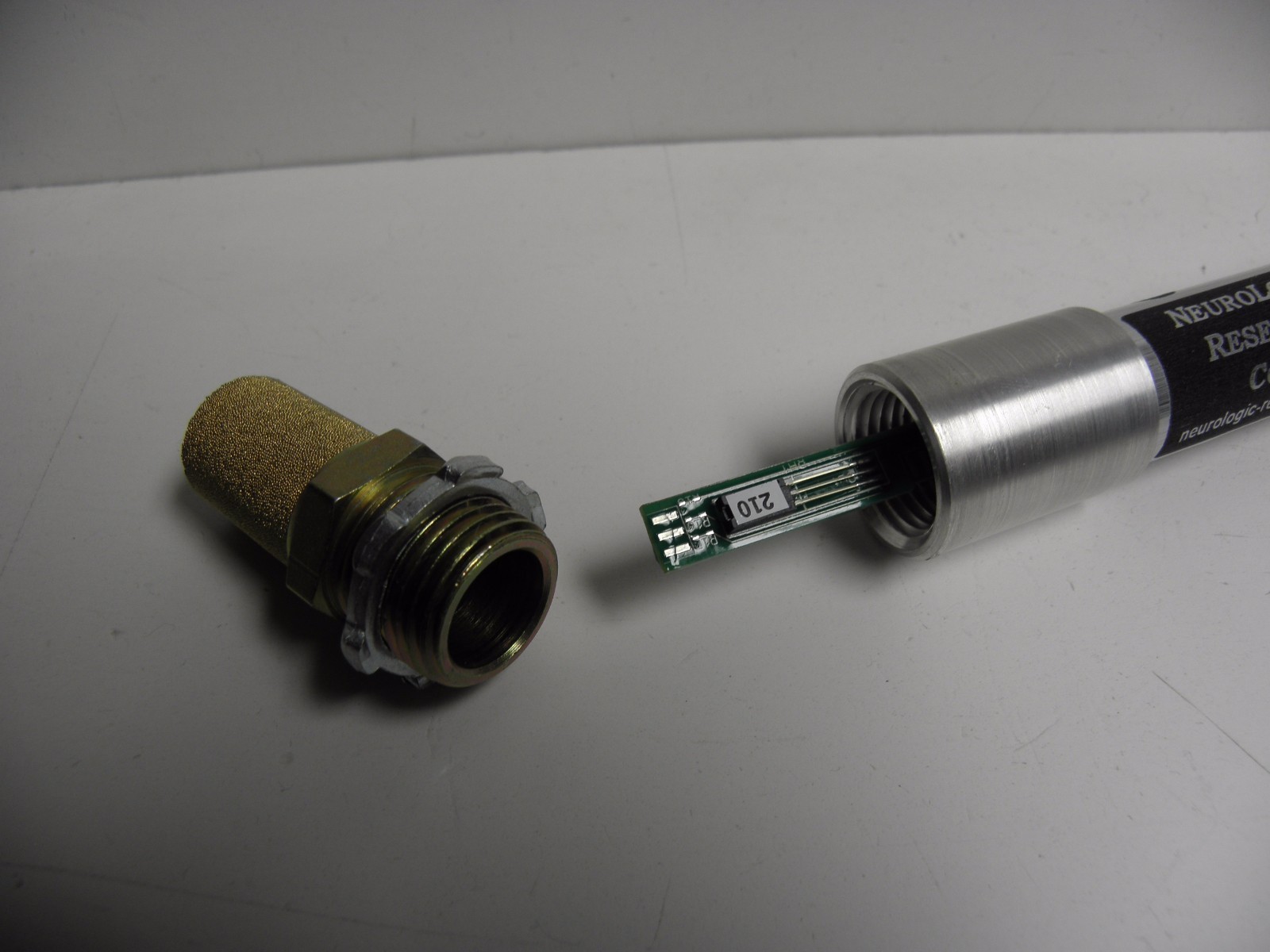 Neurologic Temperature and RH transmitter 4-20 mA Model 1220