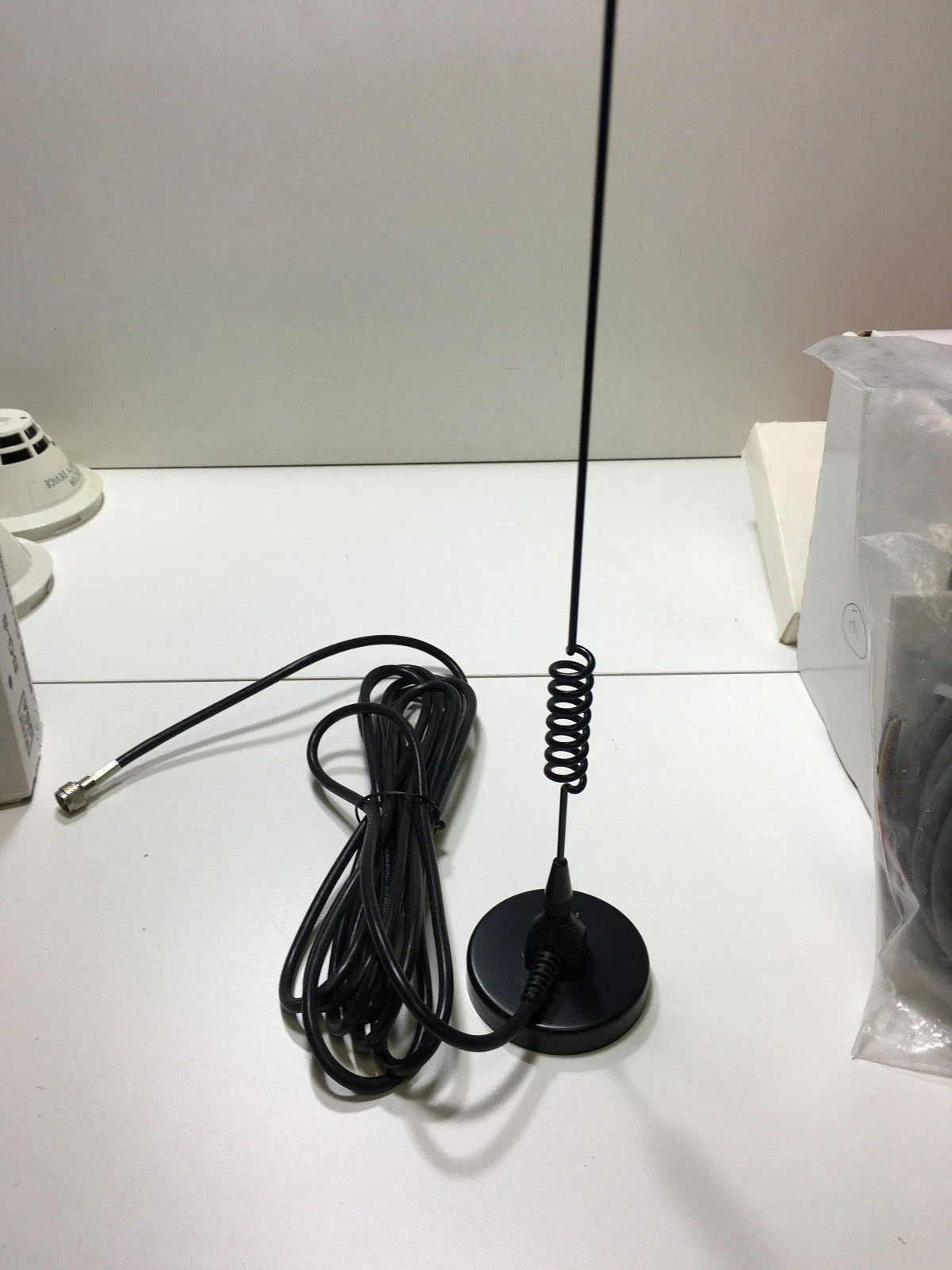 5DB MAGNETiC MOUNT ANTENNA 12FT LOW LOSS CABLE