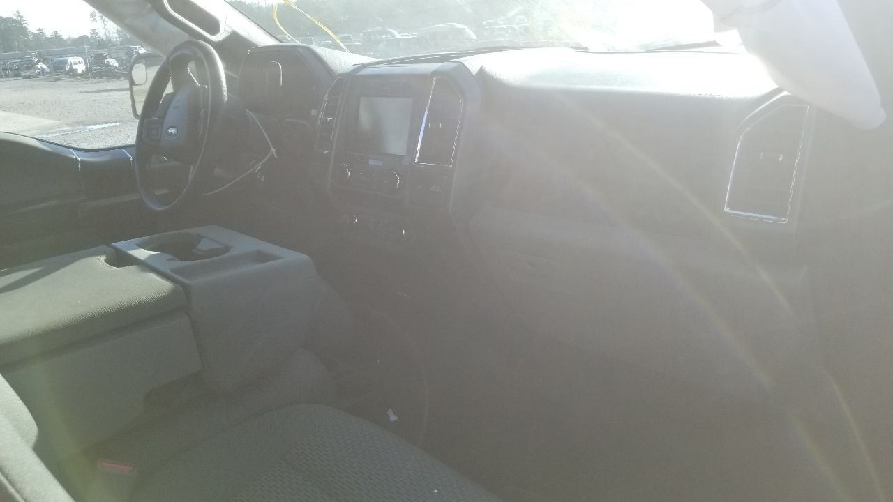 15 FORD F150 UPPER AIR SHUTTER 2.7L