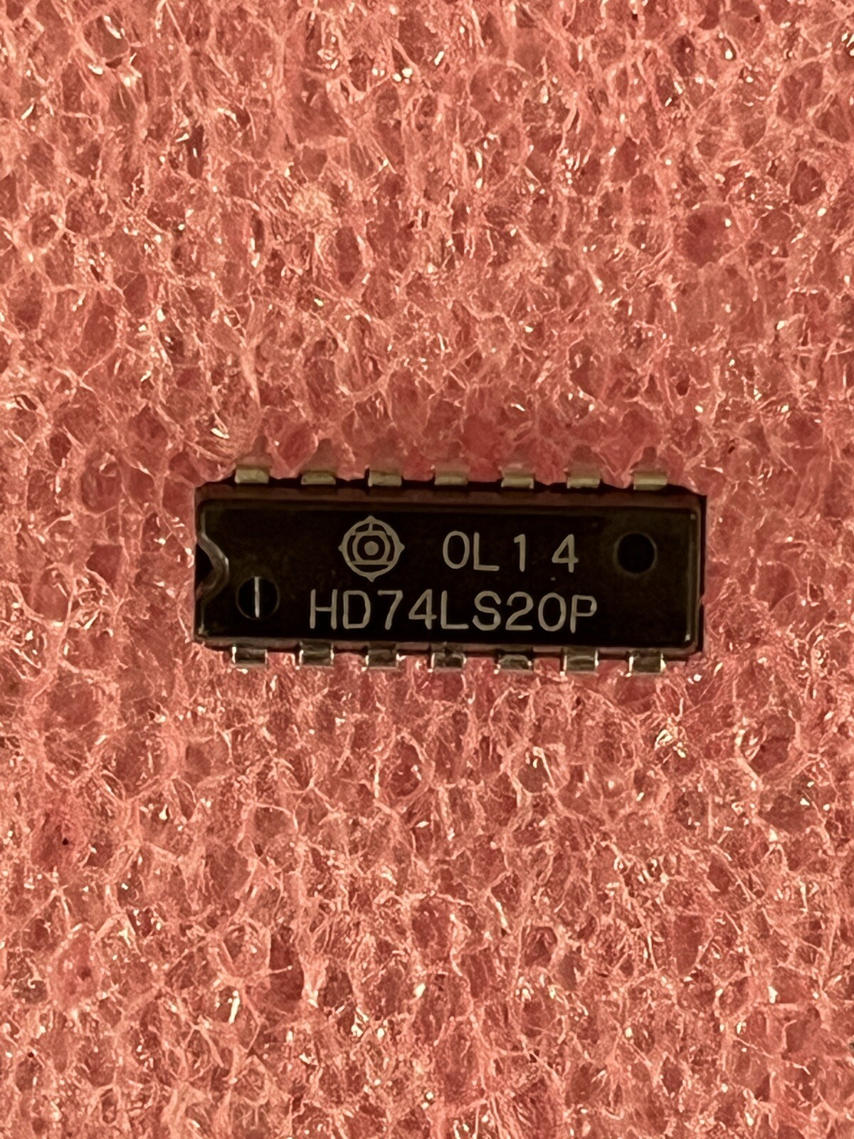 HD74LS20P IC GATE NAND 2CH 4 INP 14 PIN DIP HITACHI (LOT OF 3)