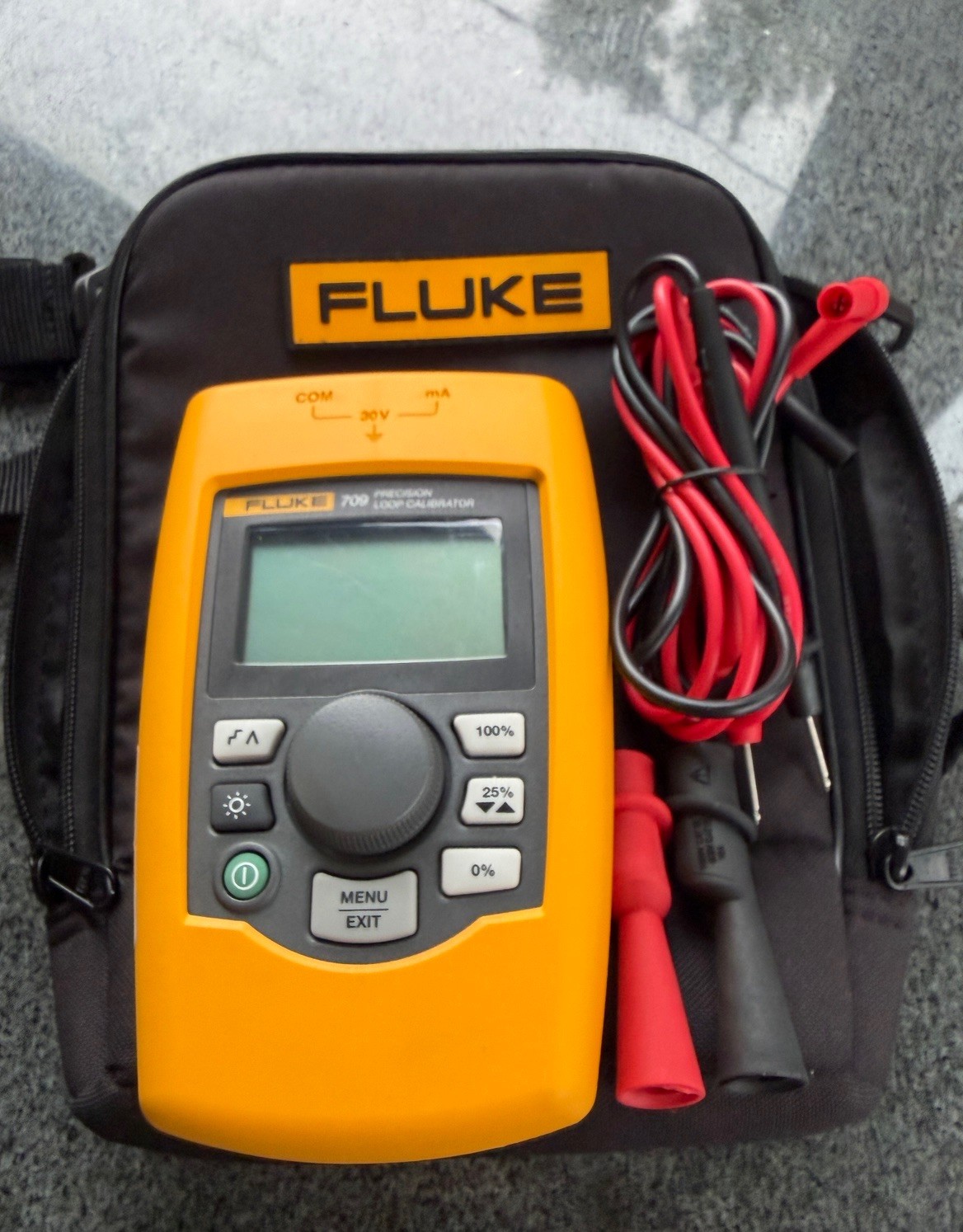 Fluke 709 Precision Loop Calibrator with HART Communications