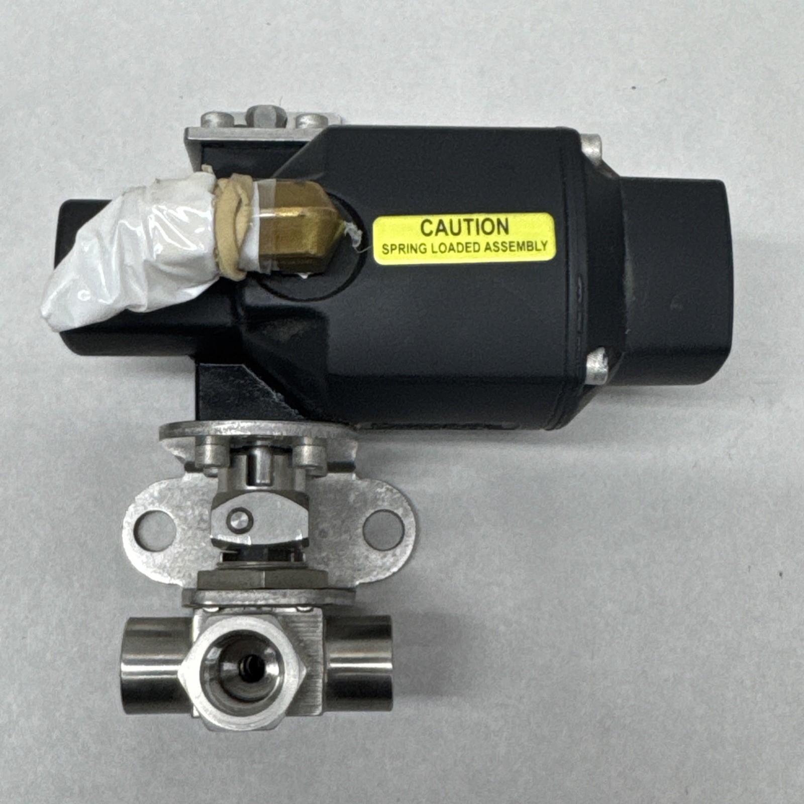 Swagelok 131SR Actuator with SS-43GVF4-1303 Control T Valve - 316 0001579932 NEW