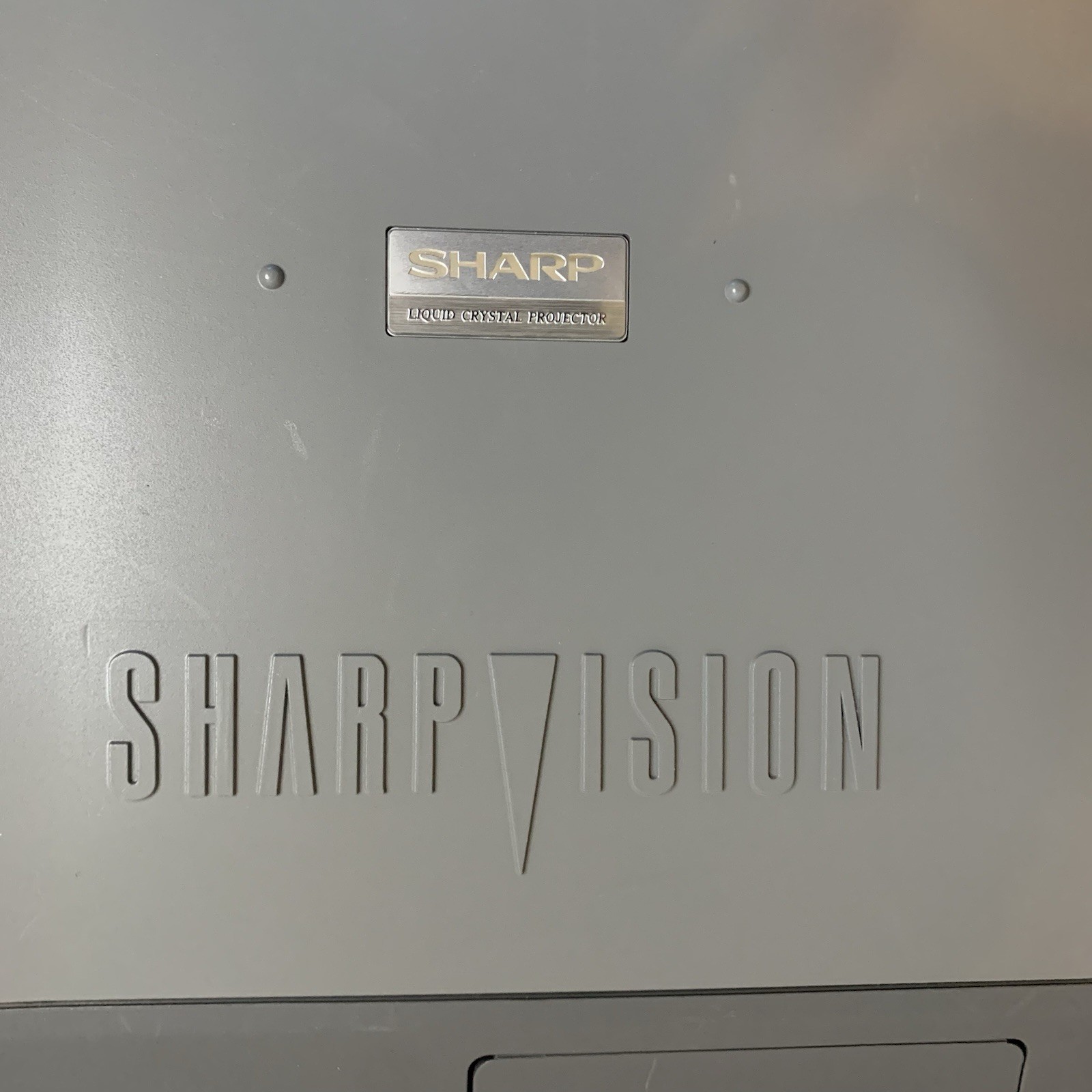 Vtg SHARP Vision LCD Conference/Home Projector XG-E69OU TESTED W/Case Cords DC