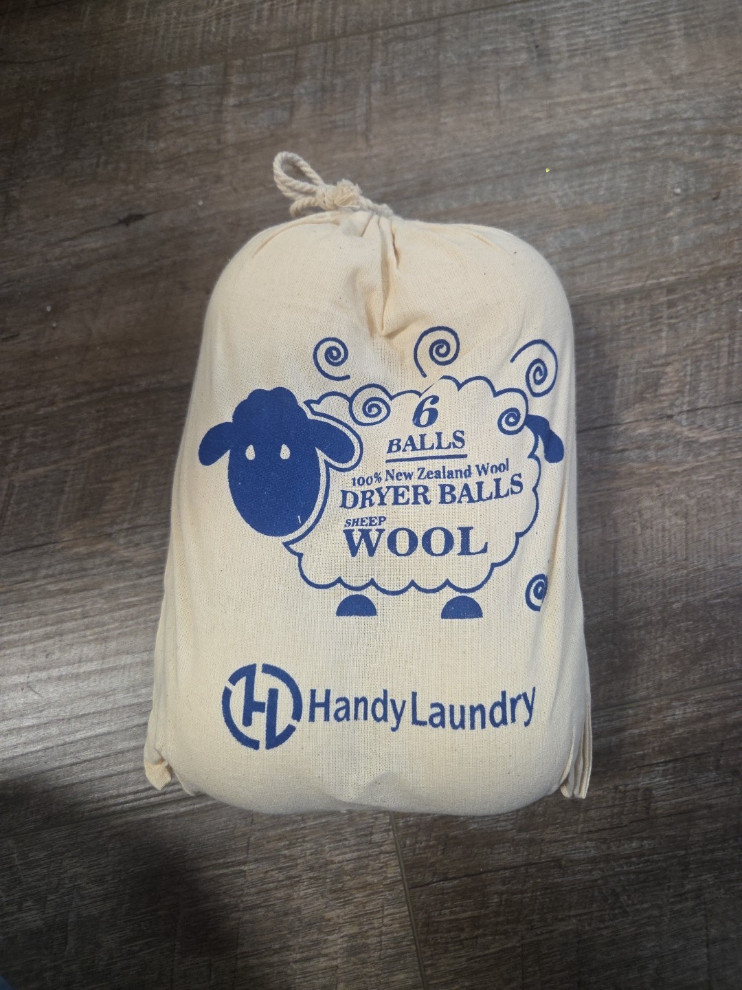 NEW Handy Laundry 100% New Zealand Sheep Wool Dryer Balls - 6 Wool Balls