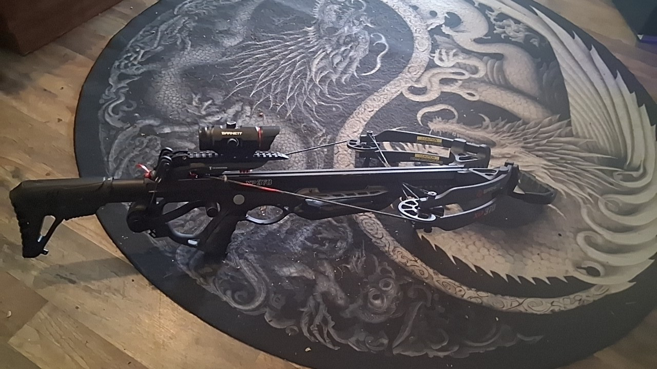 Barnett Expedition 370 XP370 Crossbow w/ Scope 370 fps 185lb Black/Red