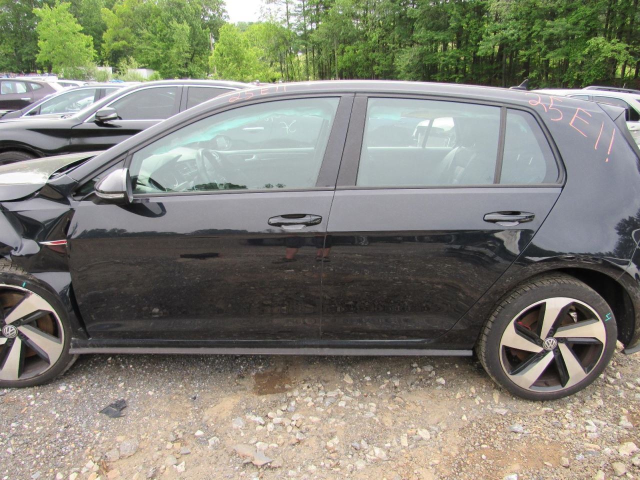 GTI 2018 Glove Box 1048596