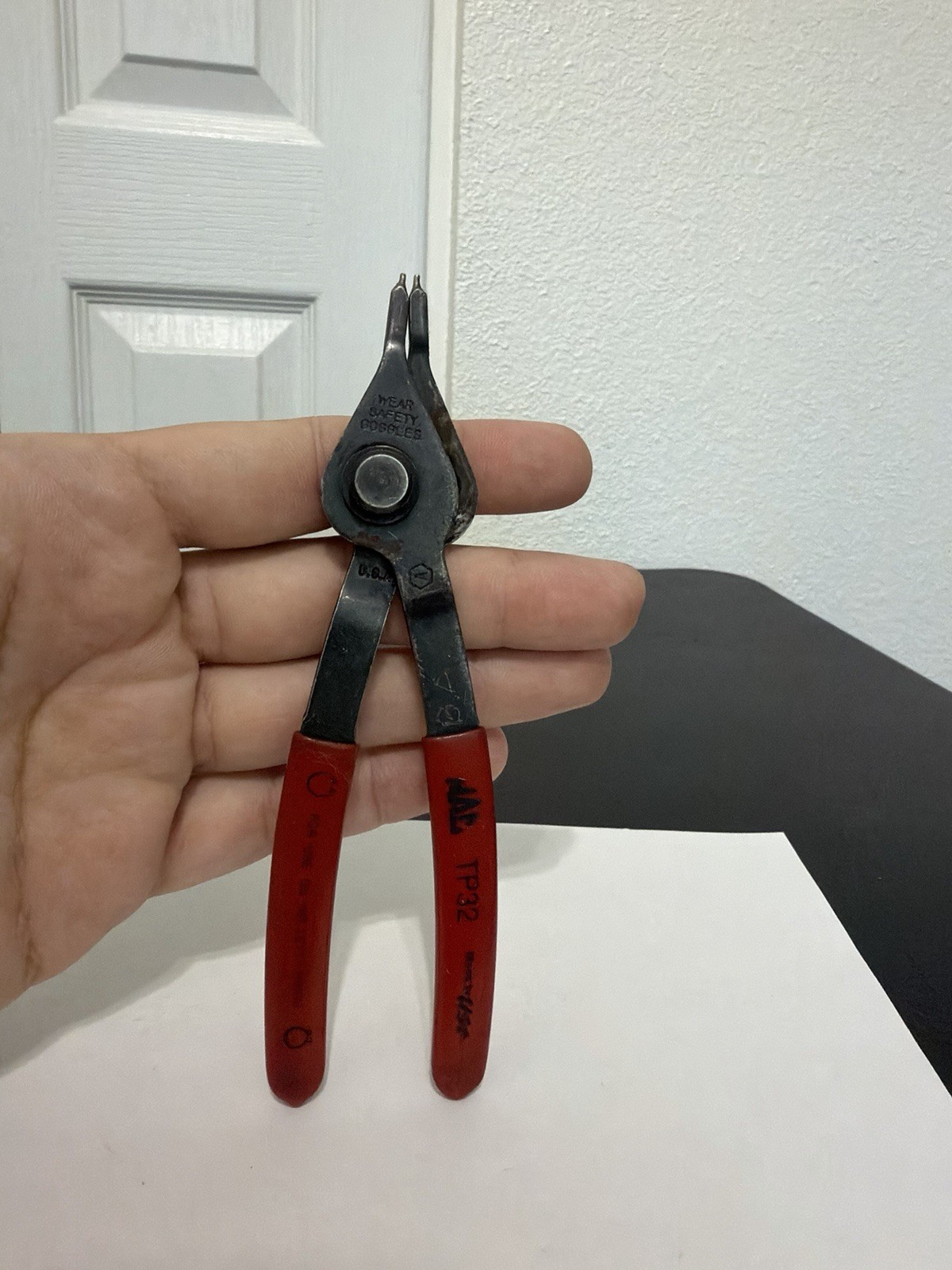 MAC TOOLS TP32, SNAP - RING PLIERS, 6" LONG *REVERSIBLE*